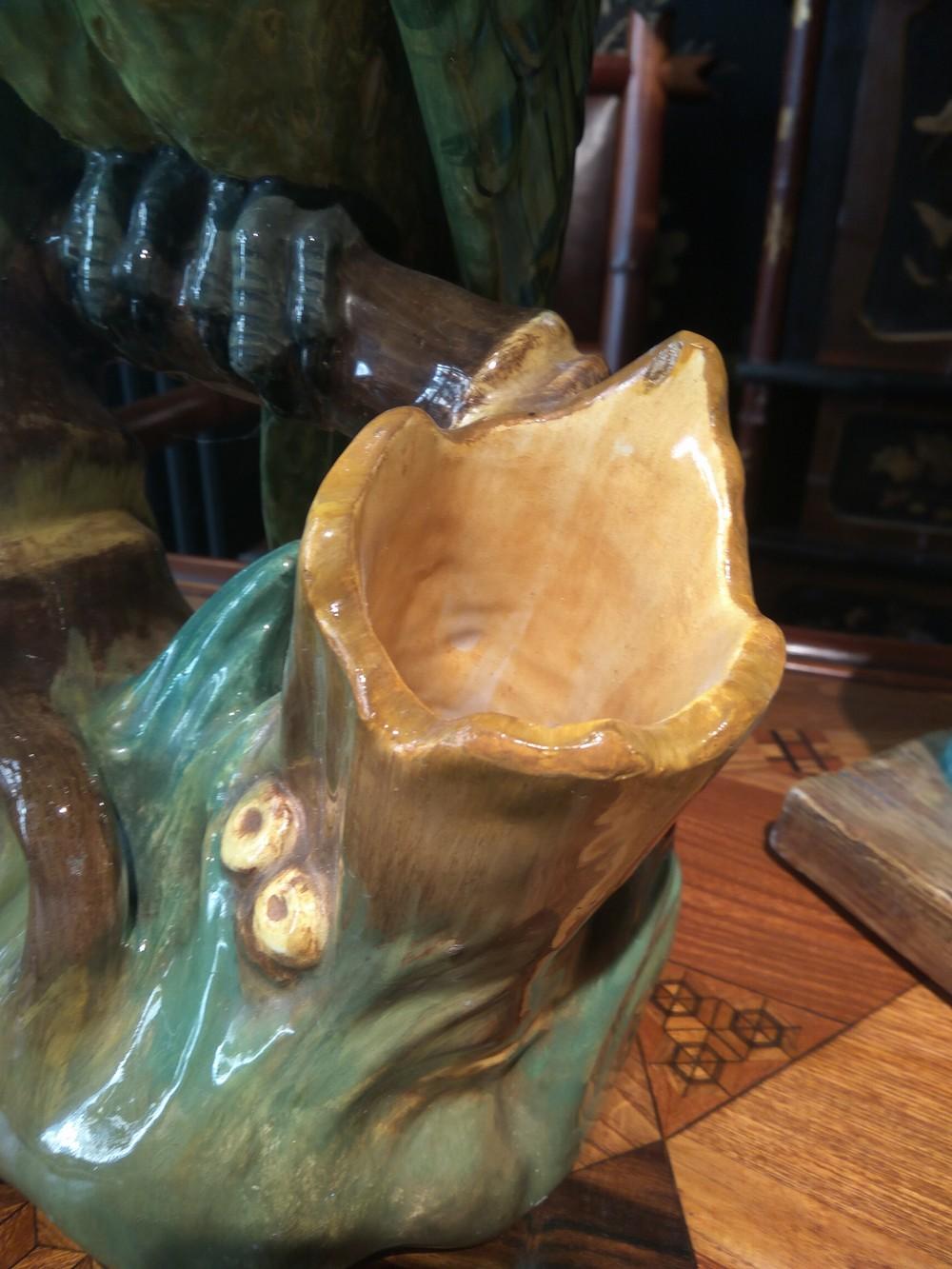 19th Century Parrot Majolica Vase, Delphin Massier In Good Condition For Sale In Paris, FR