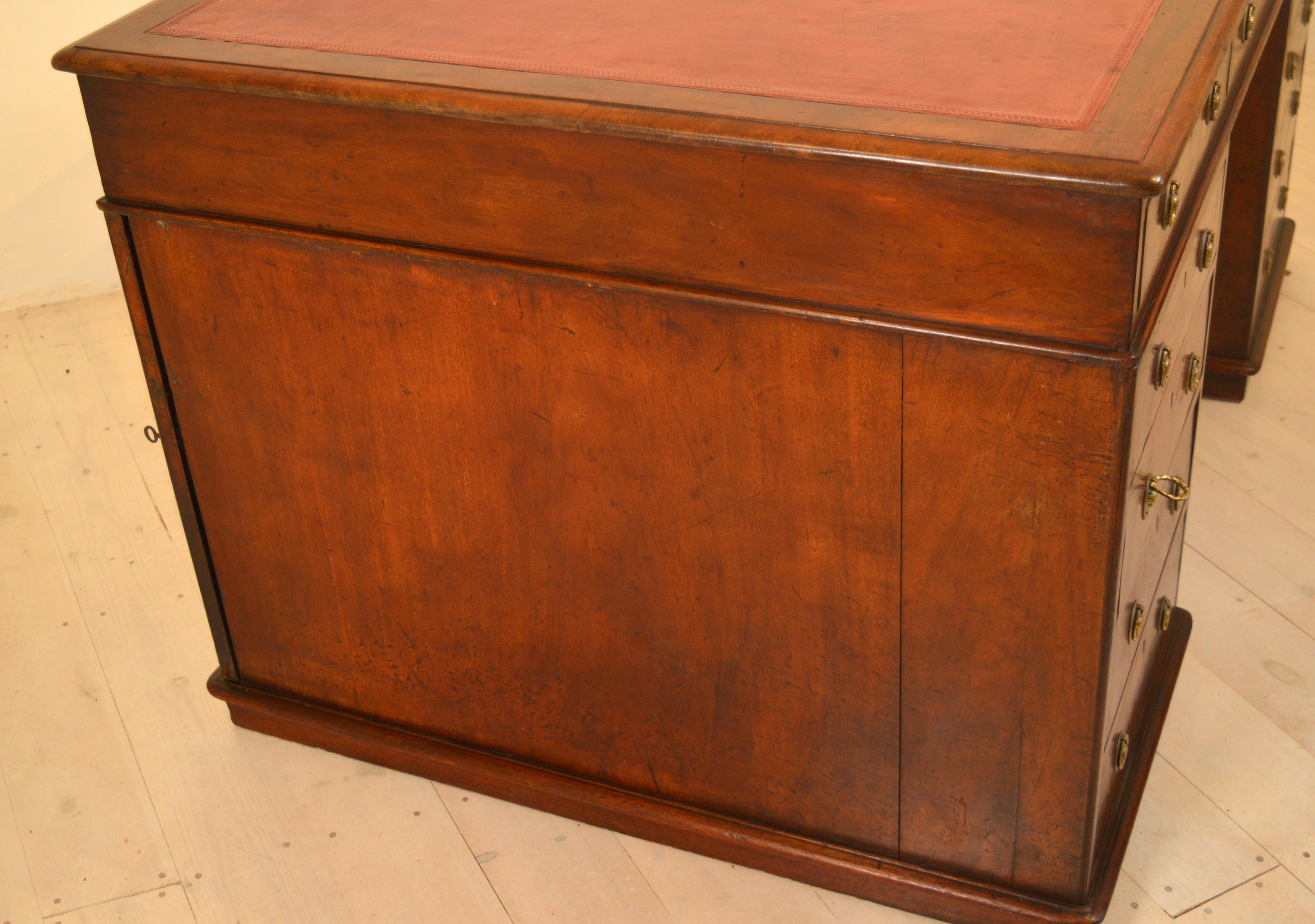 Mahogany 19th century Partners Desk in mahogany