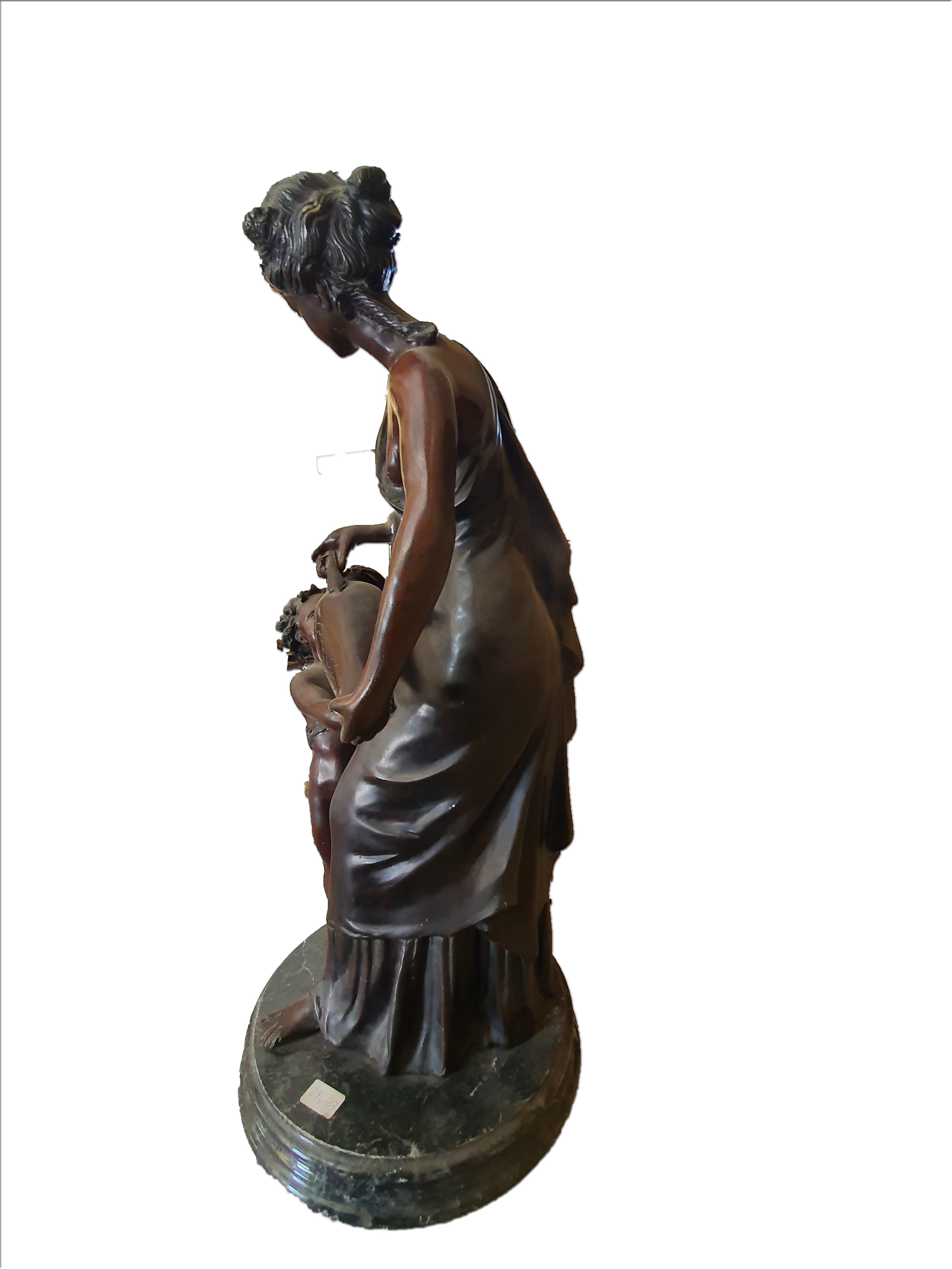 Patinierte Bronzeskulptur des 19. Jahrhunderts von Hippolyte Francois Moreau (20. Jahrhundert) im Angebot