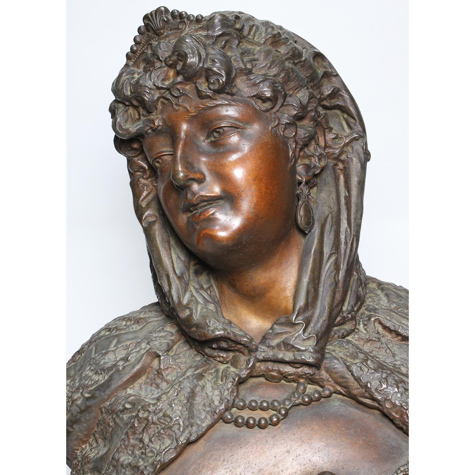 Buste d'une jeune fille en étain patiné du 19ème siècle, attribué à Hottot Bon état - En vente à Los Angeles, CA