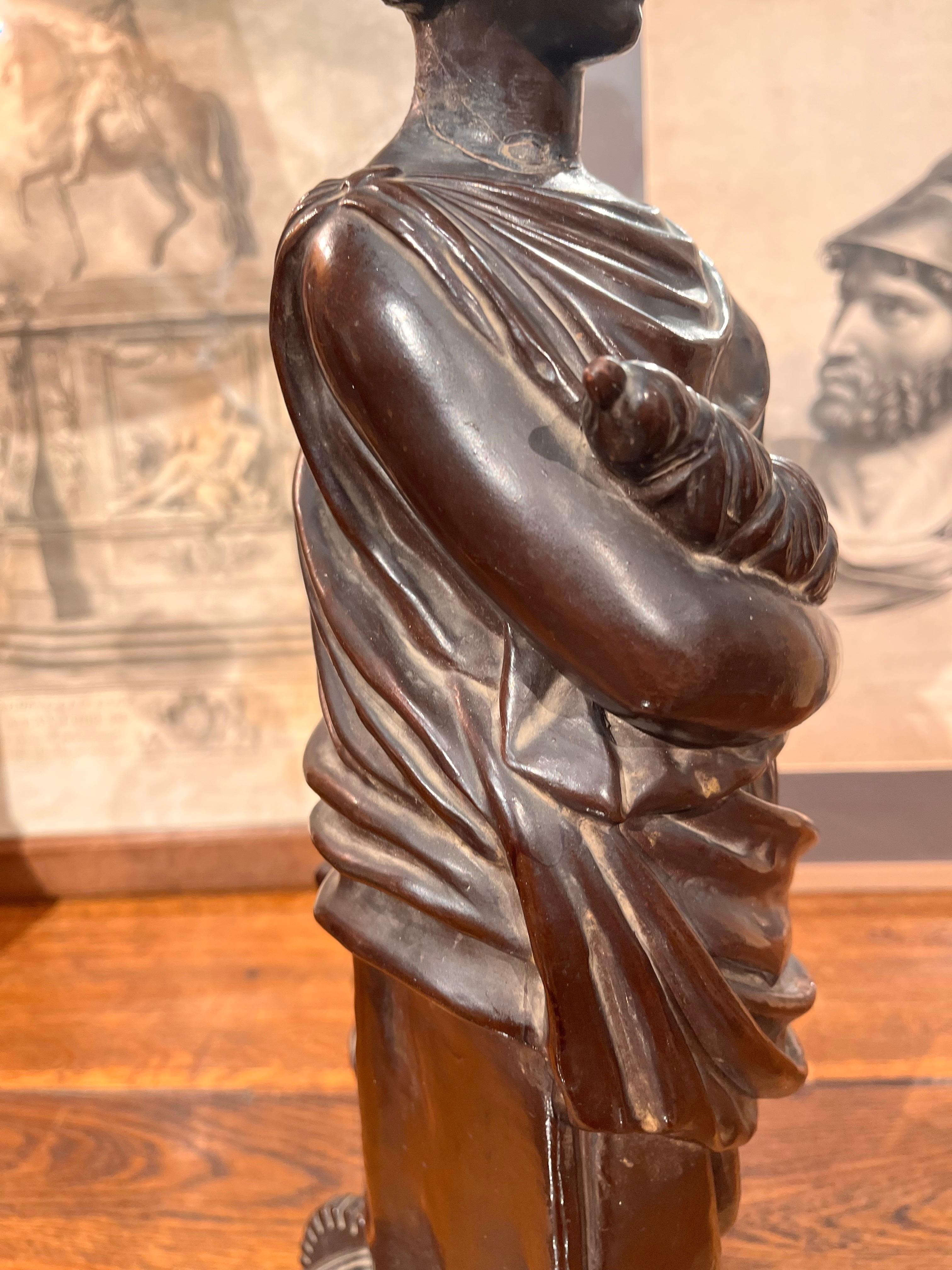Scultura francese in terracotta patinata del XIX secolo in vendita 4