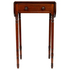 19th Century Pembroke Drop-Leaf Mahogany Table
