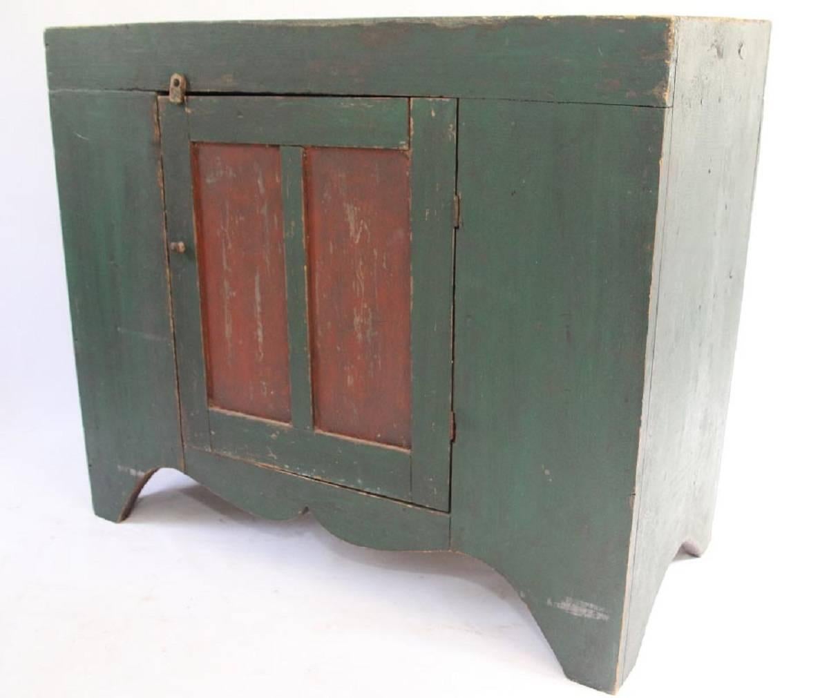 Country 19th Century Pennsylvania Two-Tone Green and Red Painted Dry Sink For Sale