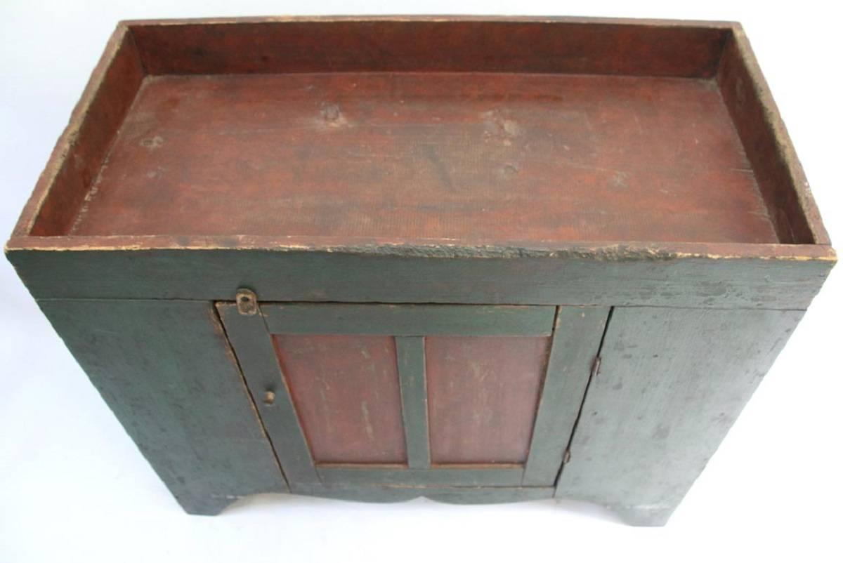 Mid-19th Century 19th Century Pennsylvania Two-Tone Green and Red Painted Dry Sink For Sale