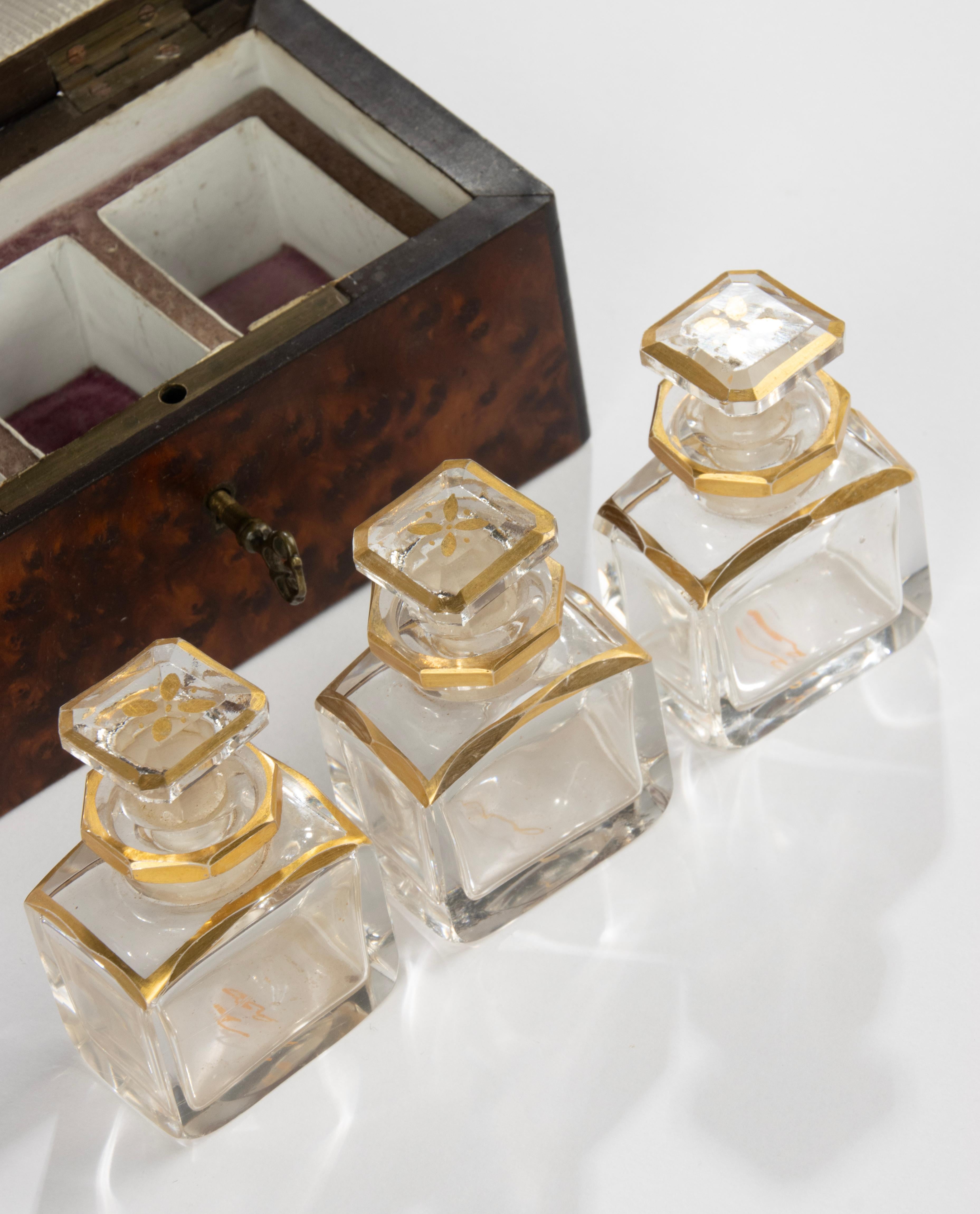 19th Century Perfume Box - Napoleon III - Crystal Bottles For Sale 8
