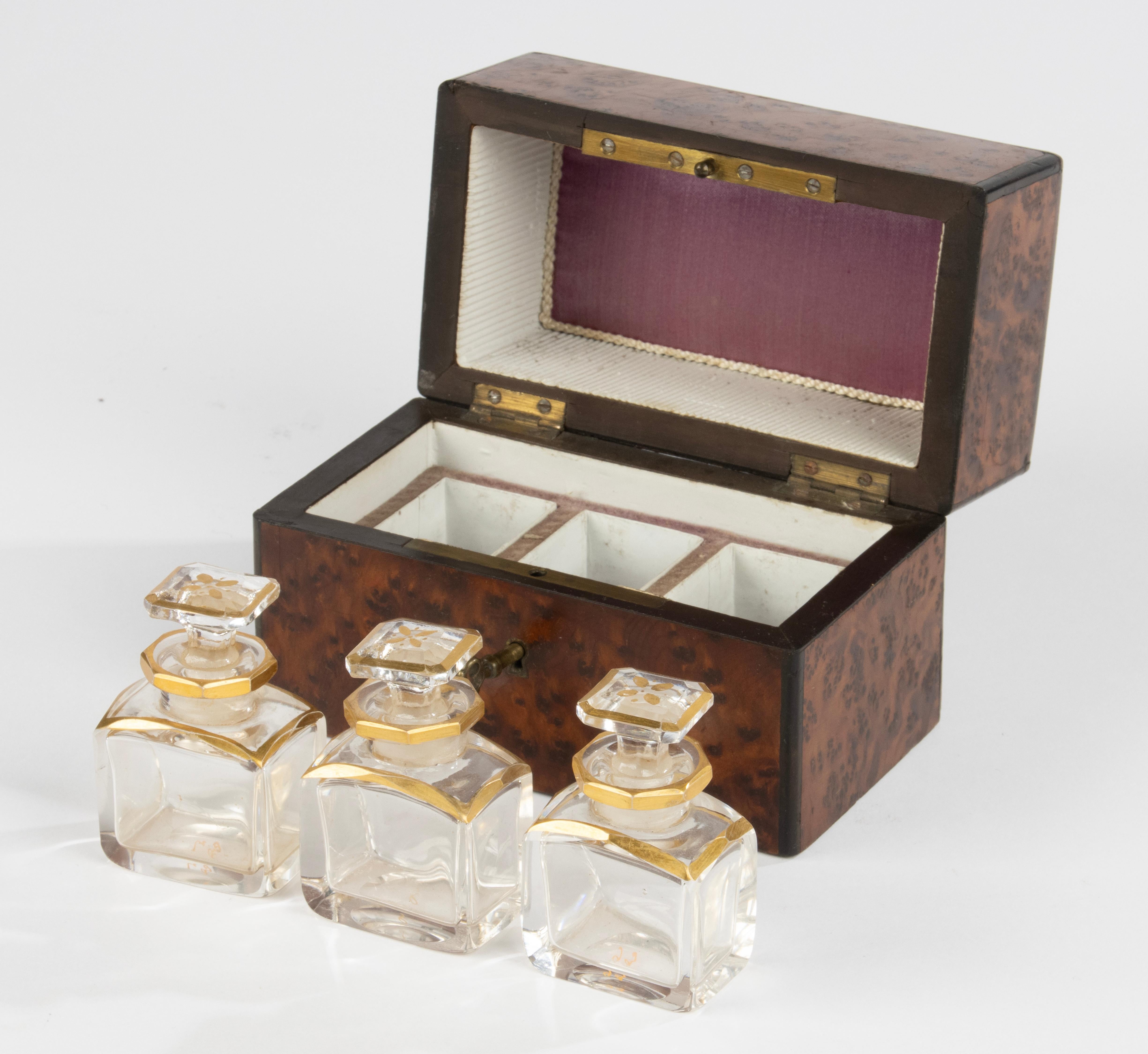 Burl 19th Century Perfume Box - Napoleon III - Crystal Bottles For Sale