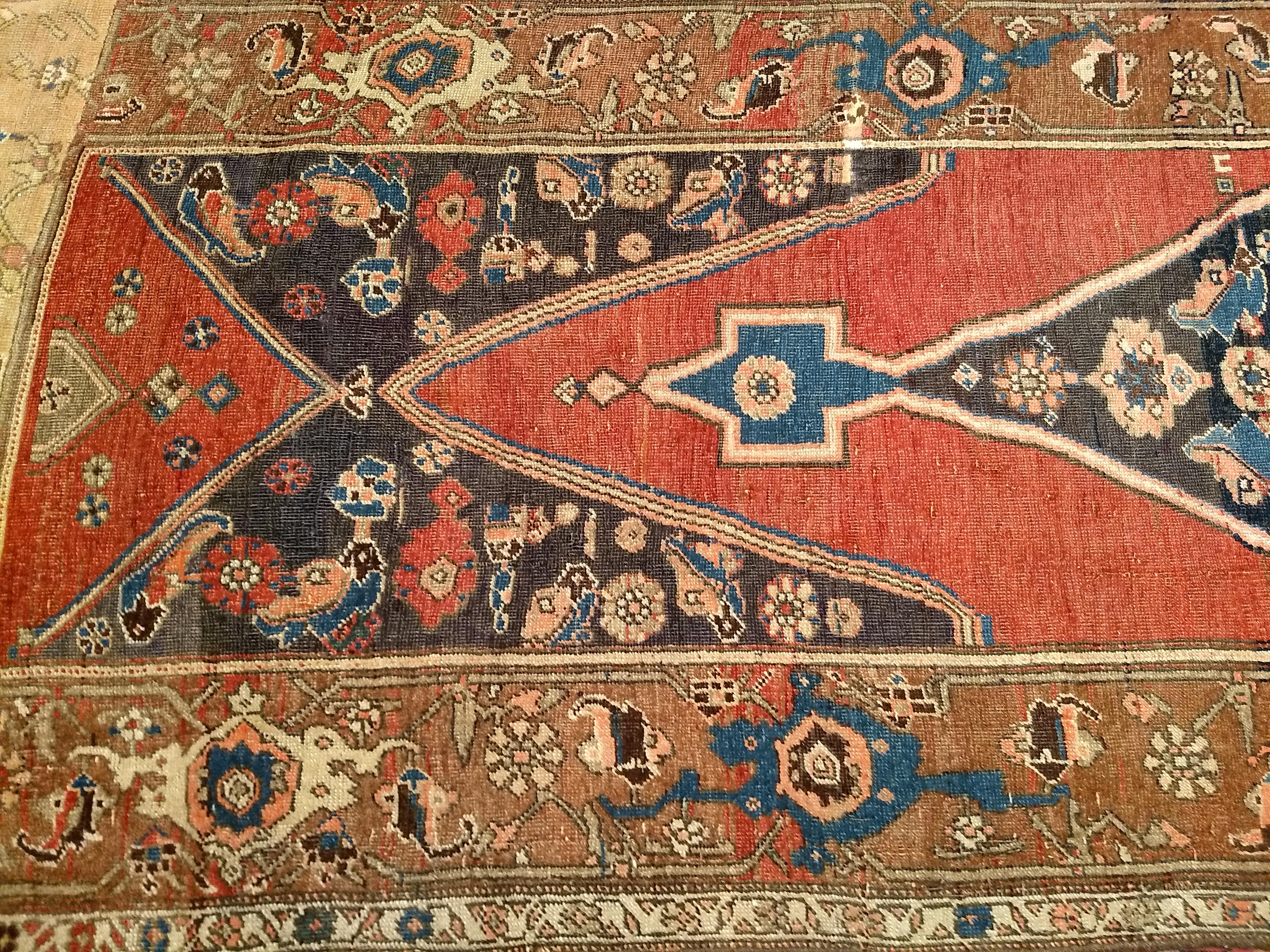 Runner persiano Bidjar del XIX secolo in rosso terracotta, marina, marrone avorio in vendita 7