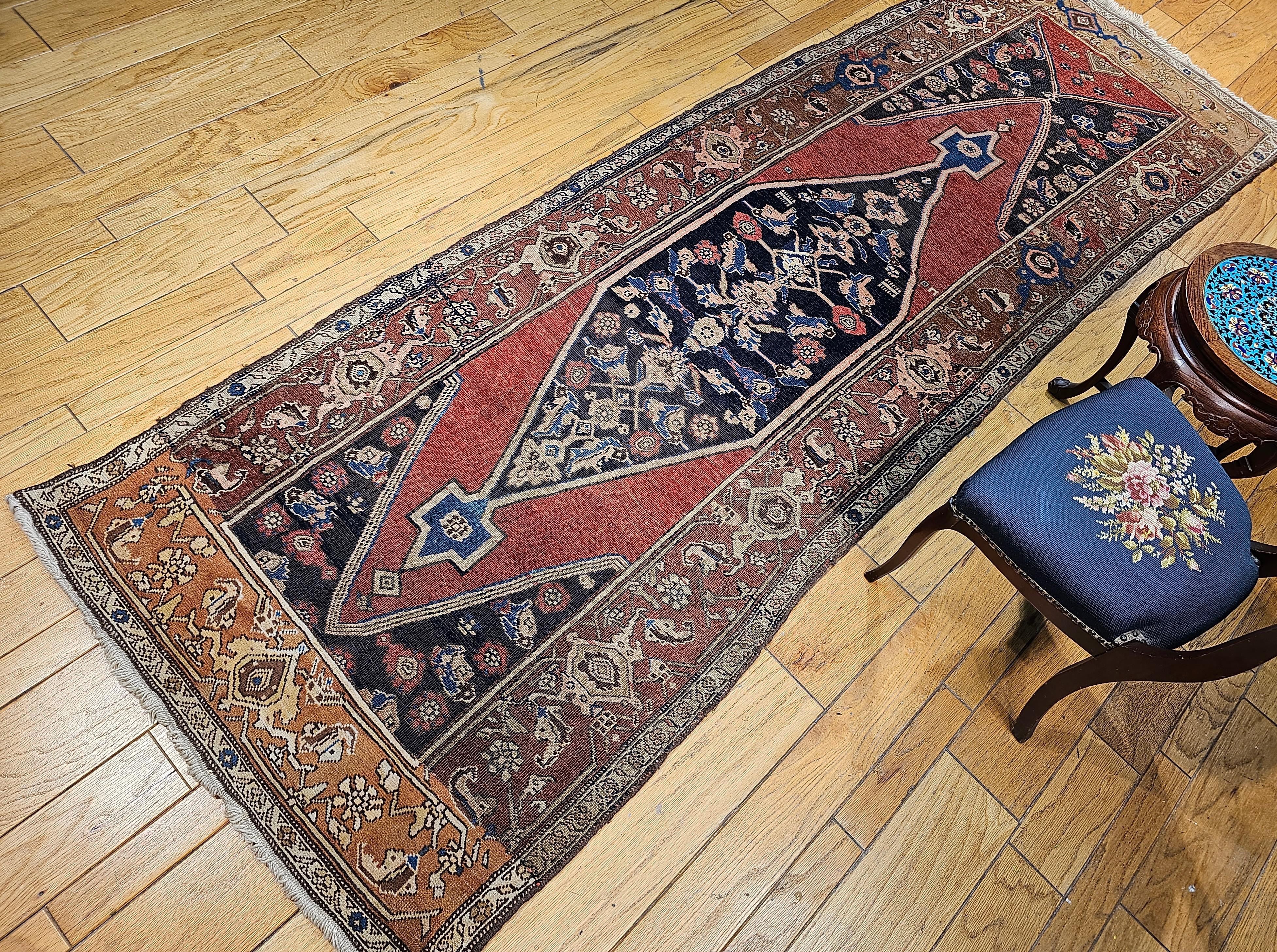 Runner persiano Bidjar del XIX secolo in rosso terracotta, marina, marrone avorio in vendita 11