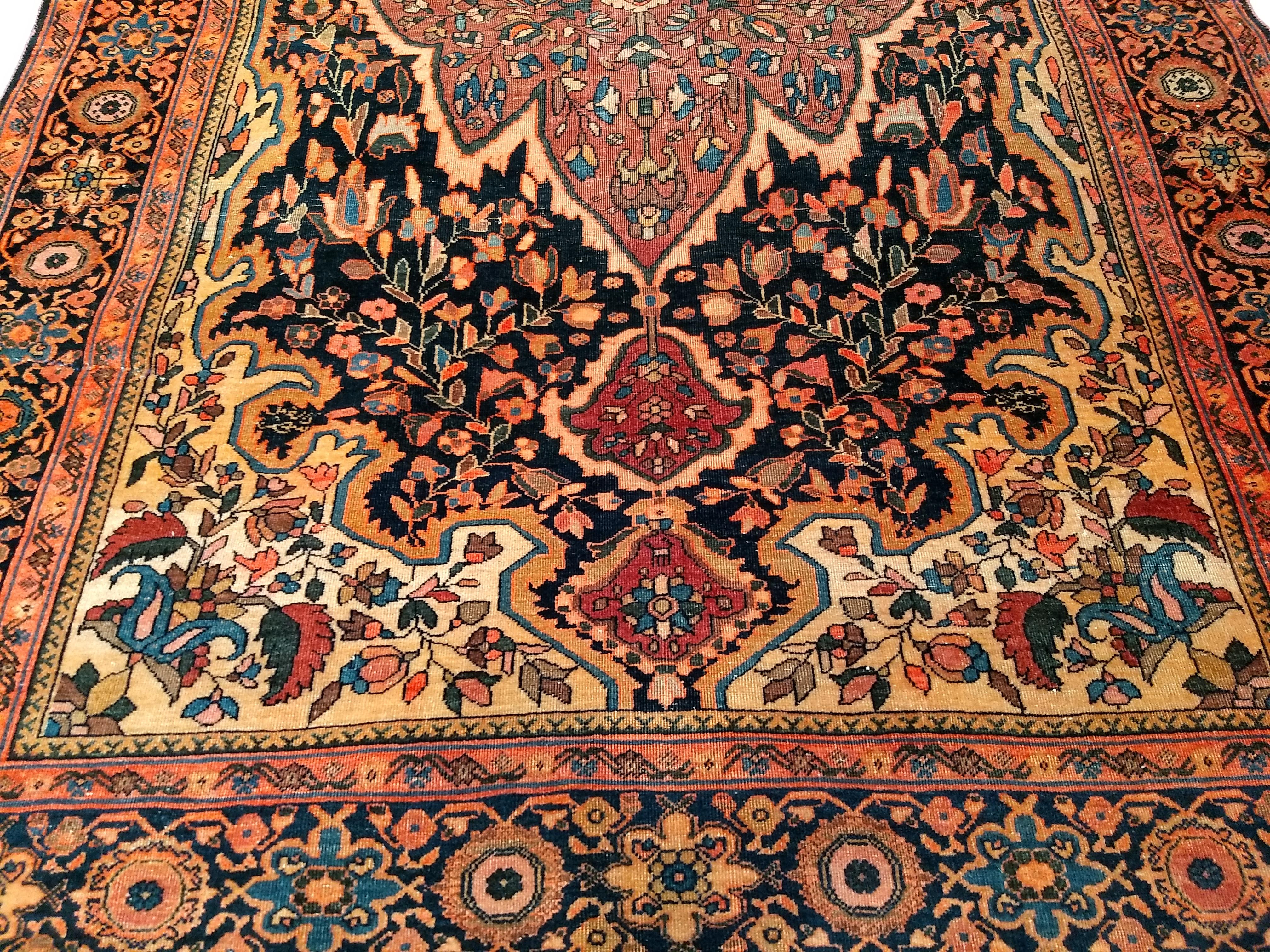 Persischer Farahan Sarouk-Teppich aus dem 19. Jahrhundert im Angebot 4