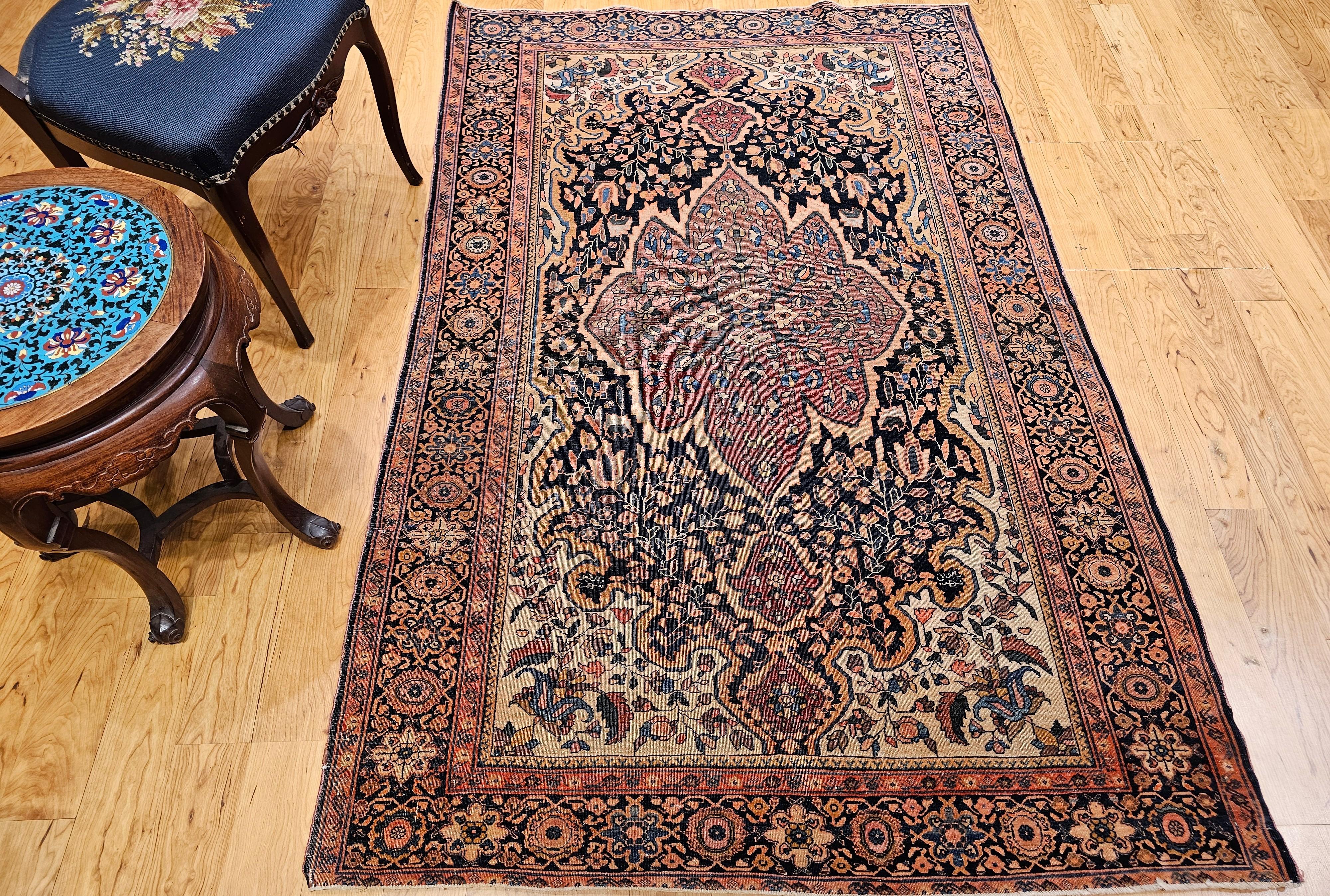 Persischer Farahan Sarouk-Teppich aus dem 19. Jahrhundert im Angebot 14