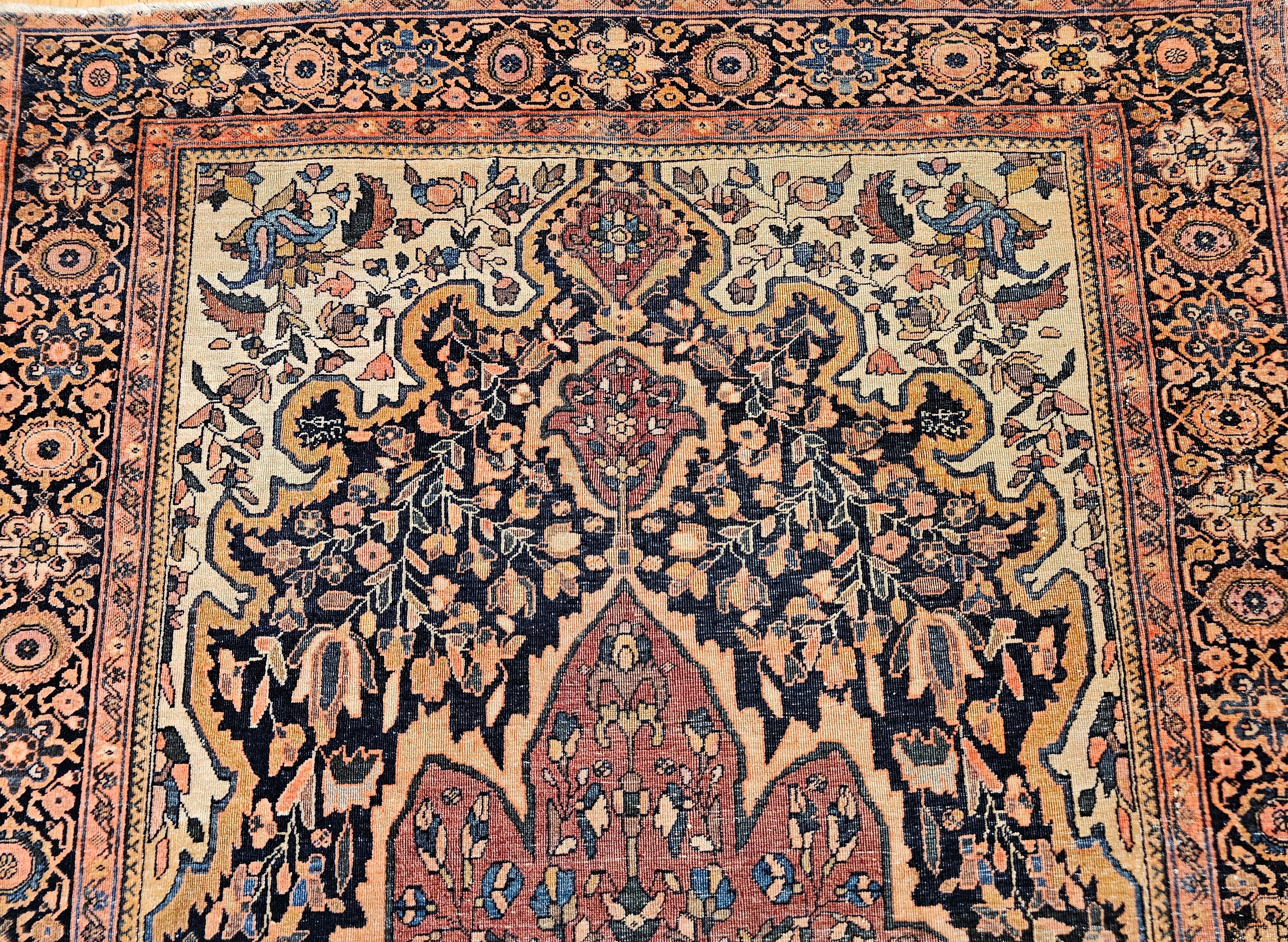 Persischer Farahan Sarouk-Teppich aus dem 19. Jahrhundert (Handgeknüpft) im Angebot