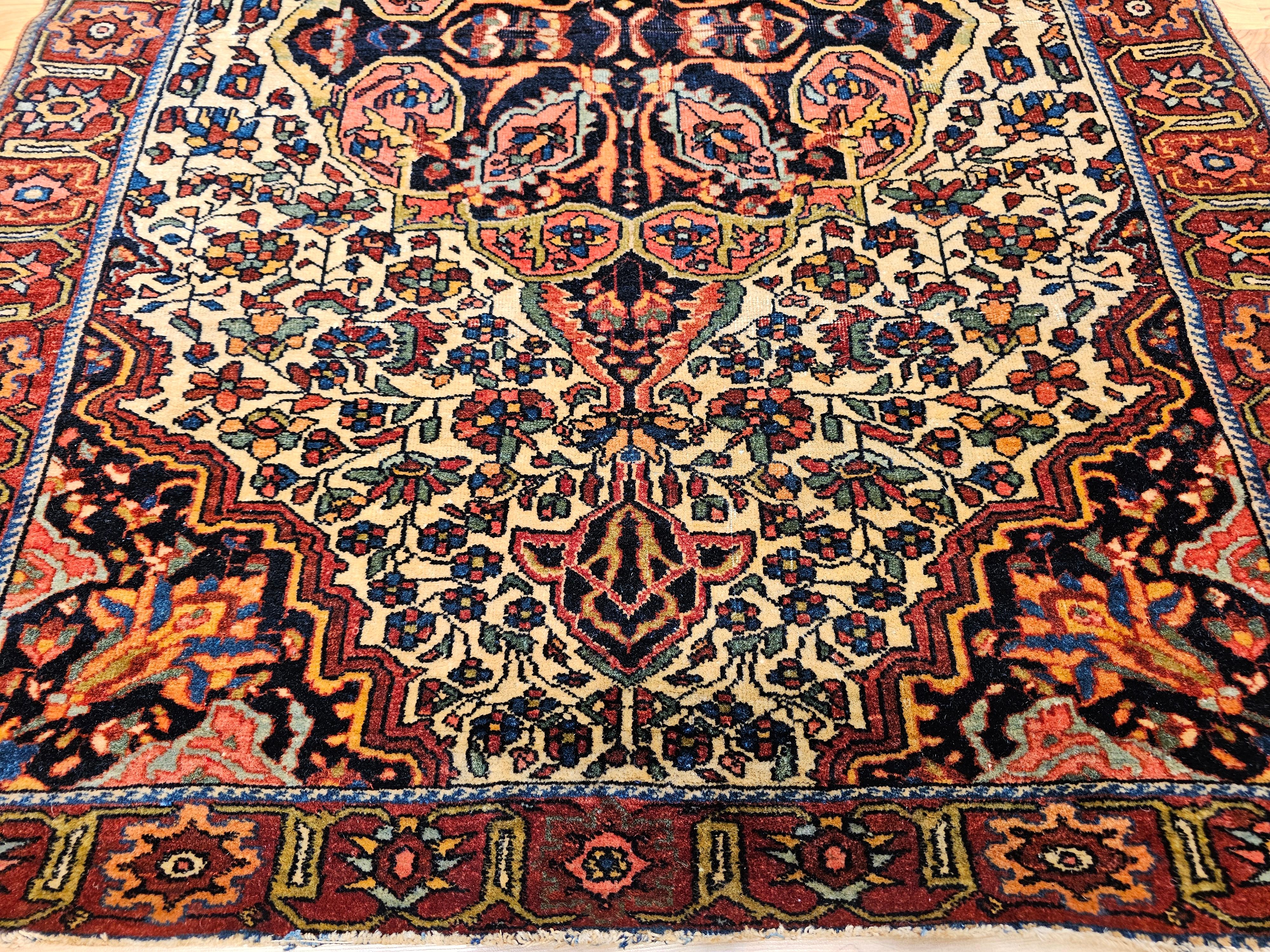 Persischer Farahan Sarouk-Teppich aus dem 19. Jahrhundert (Wolle) im Angebot