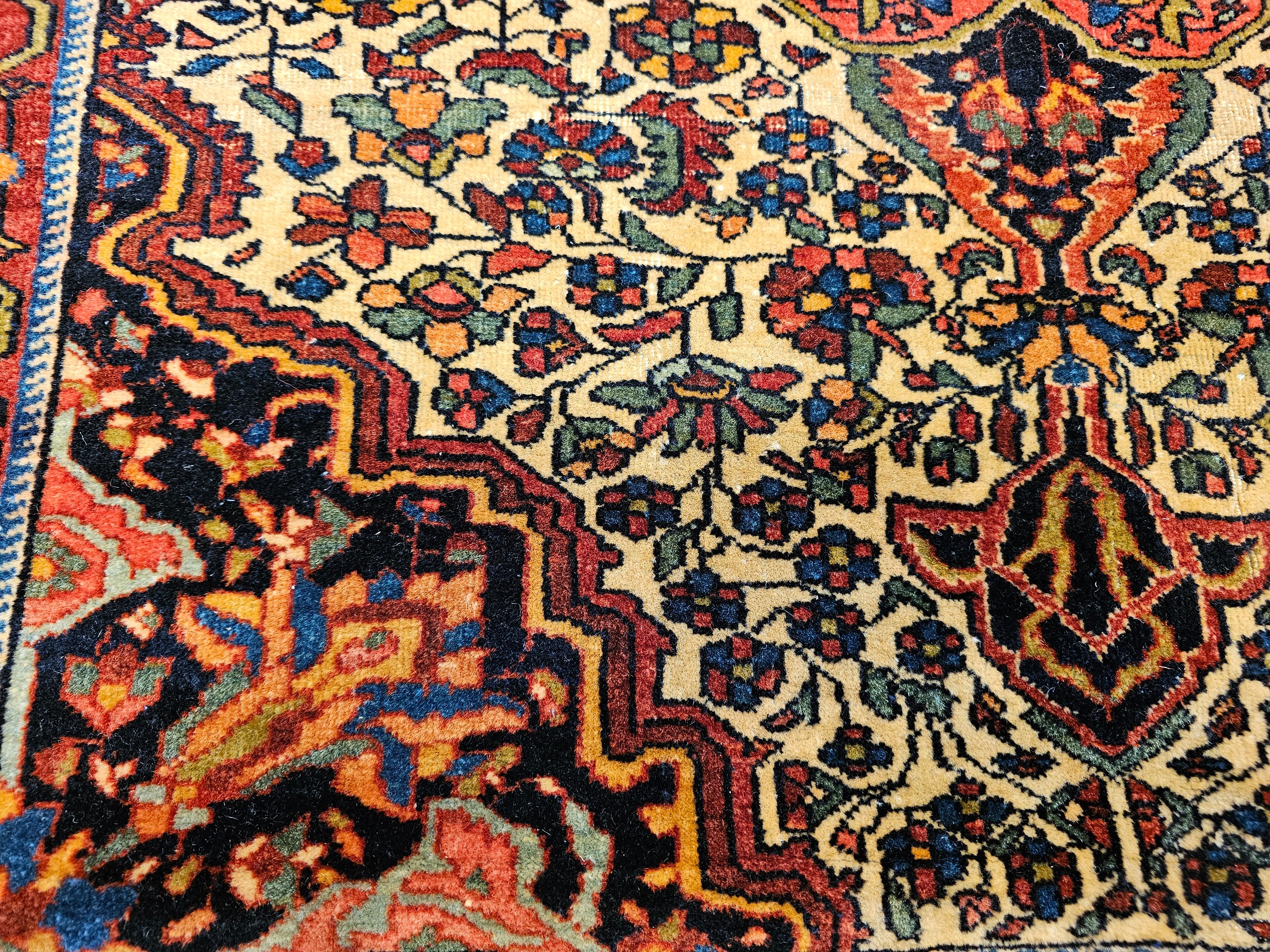 Persischer Farahan Sarouk-Teppich aus dem 19. Jahrhundert im Angebot 2