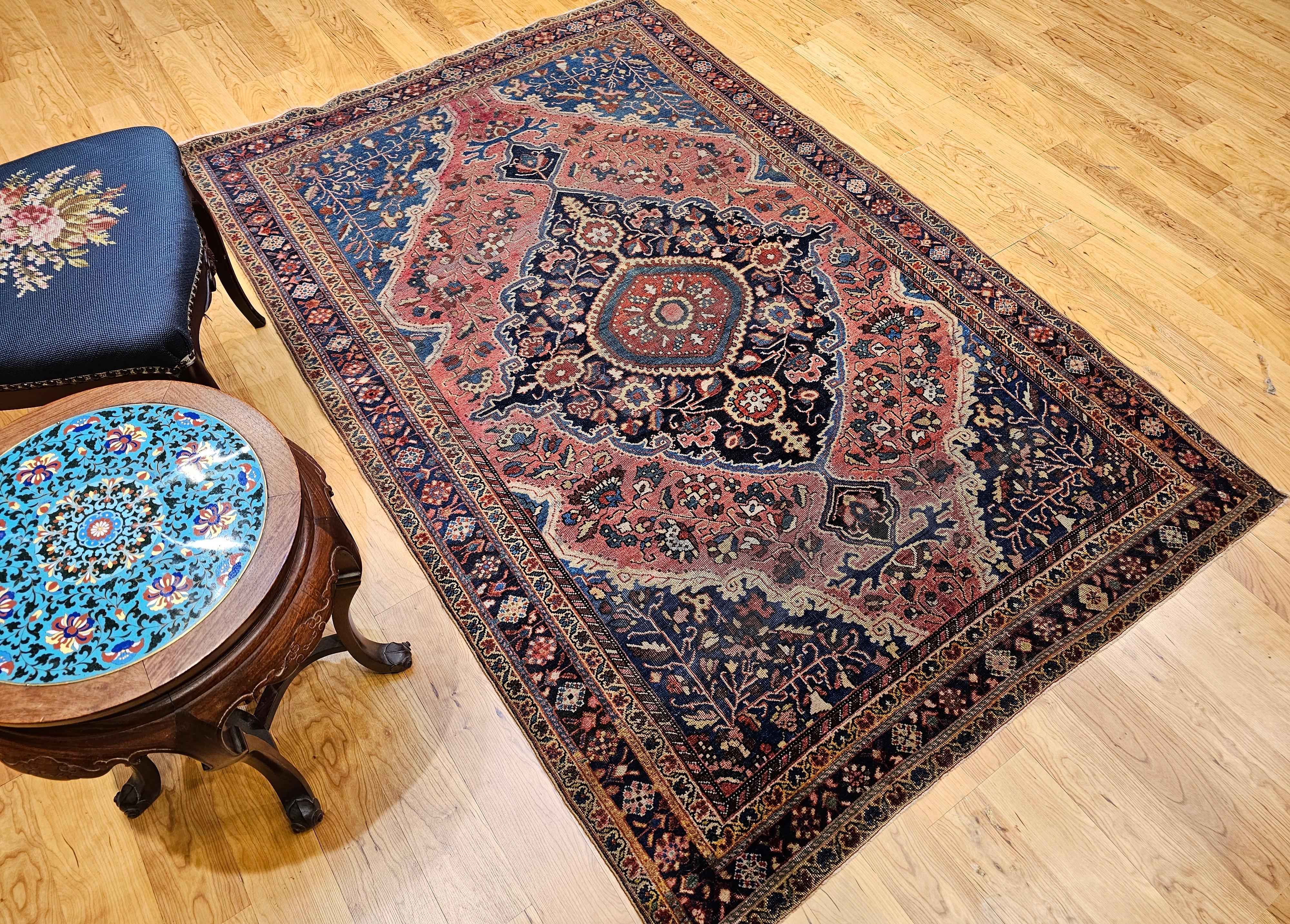 Early 20th Century Persian Farahan Sarouk Area Rug in Rust Red and French Blue For Sale 13