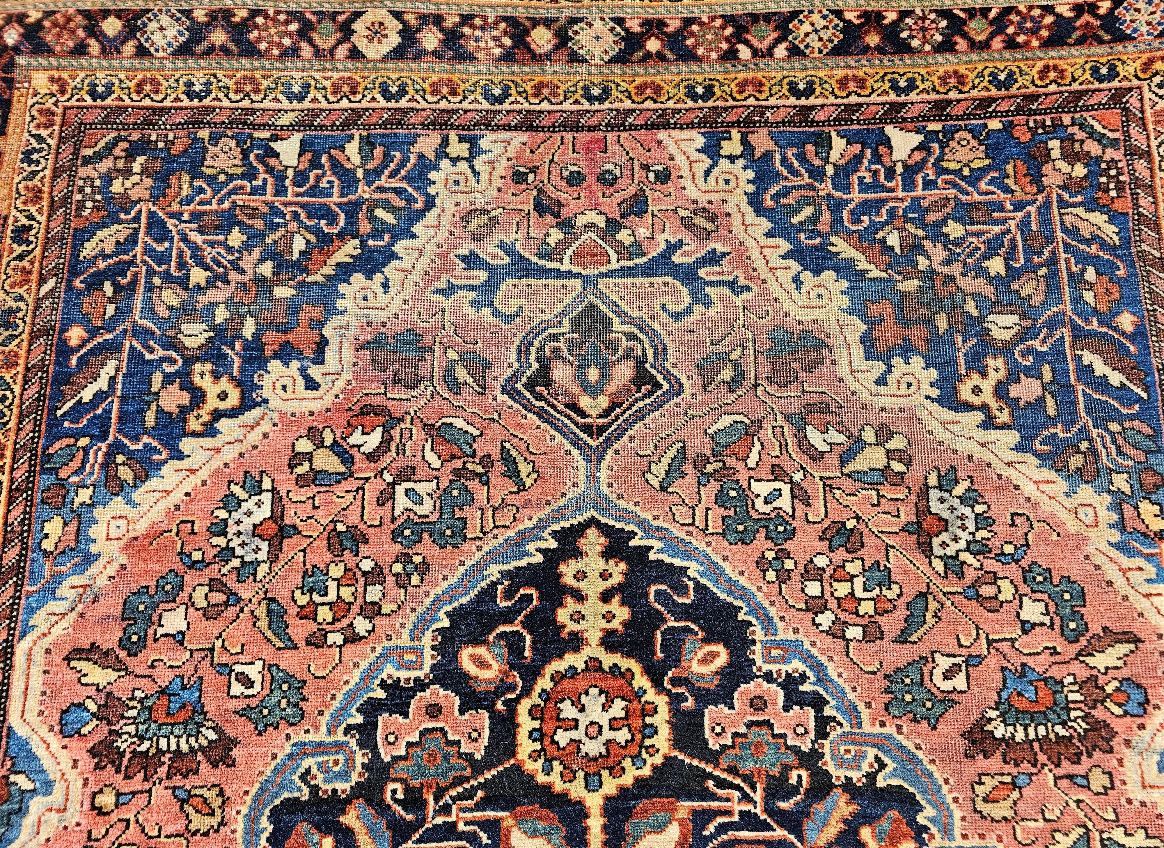 Hand-Knotted Early 20th Century Persian Farahan Sarouk Area Rug in Rust Red and French Blue For Sale