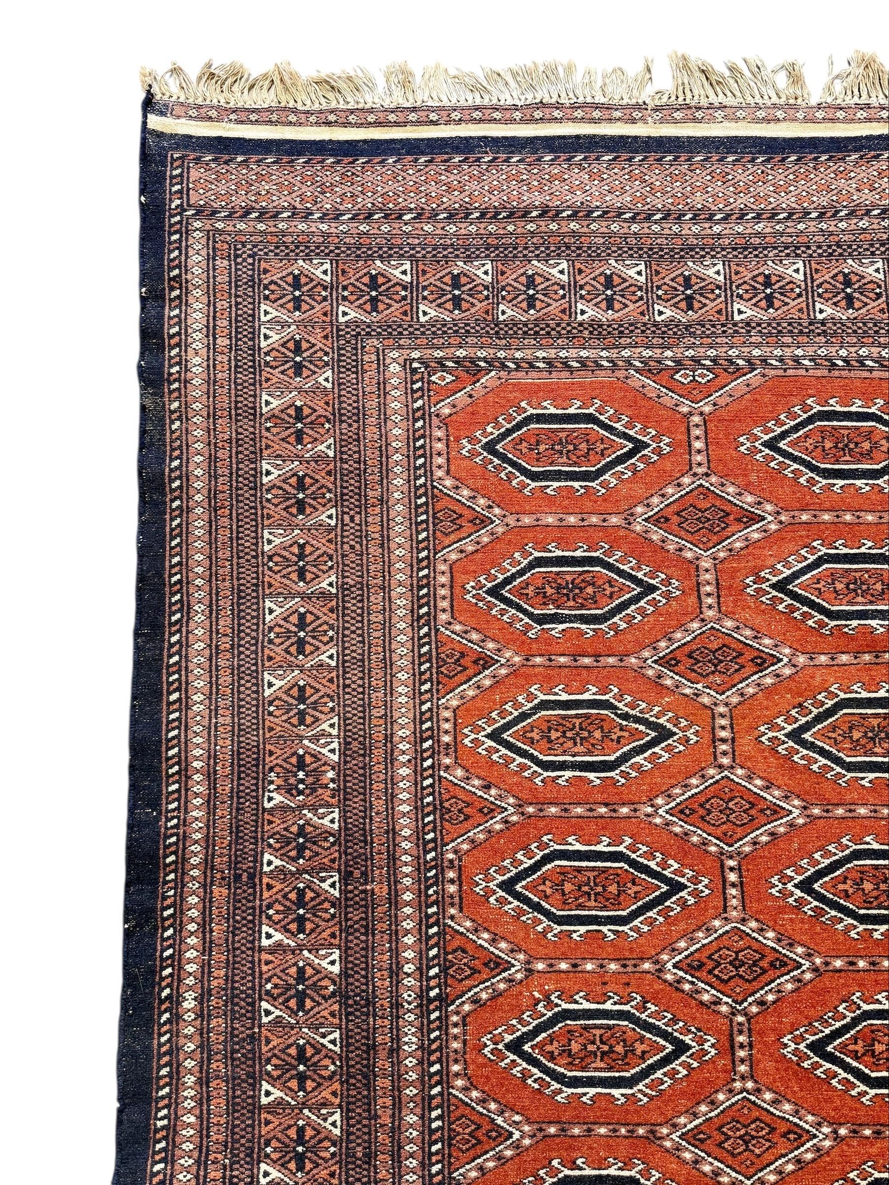 19th Century Persian Handwoven Rug in Red and Navy Wool For Sale 6