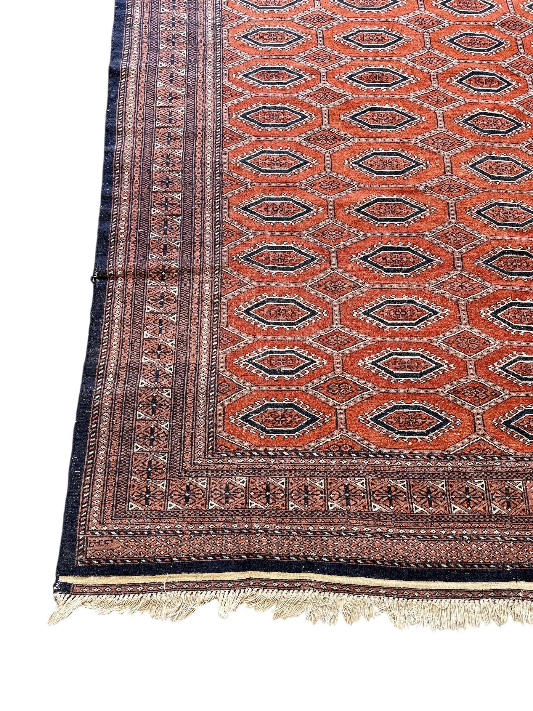 19th Century Persian Handwoven Rug in Red and Navy Wool For Sale 3
