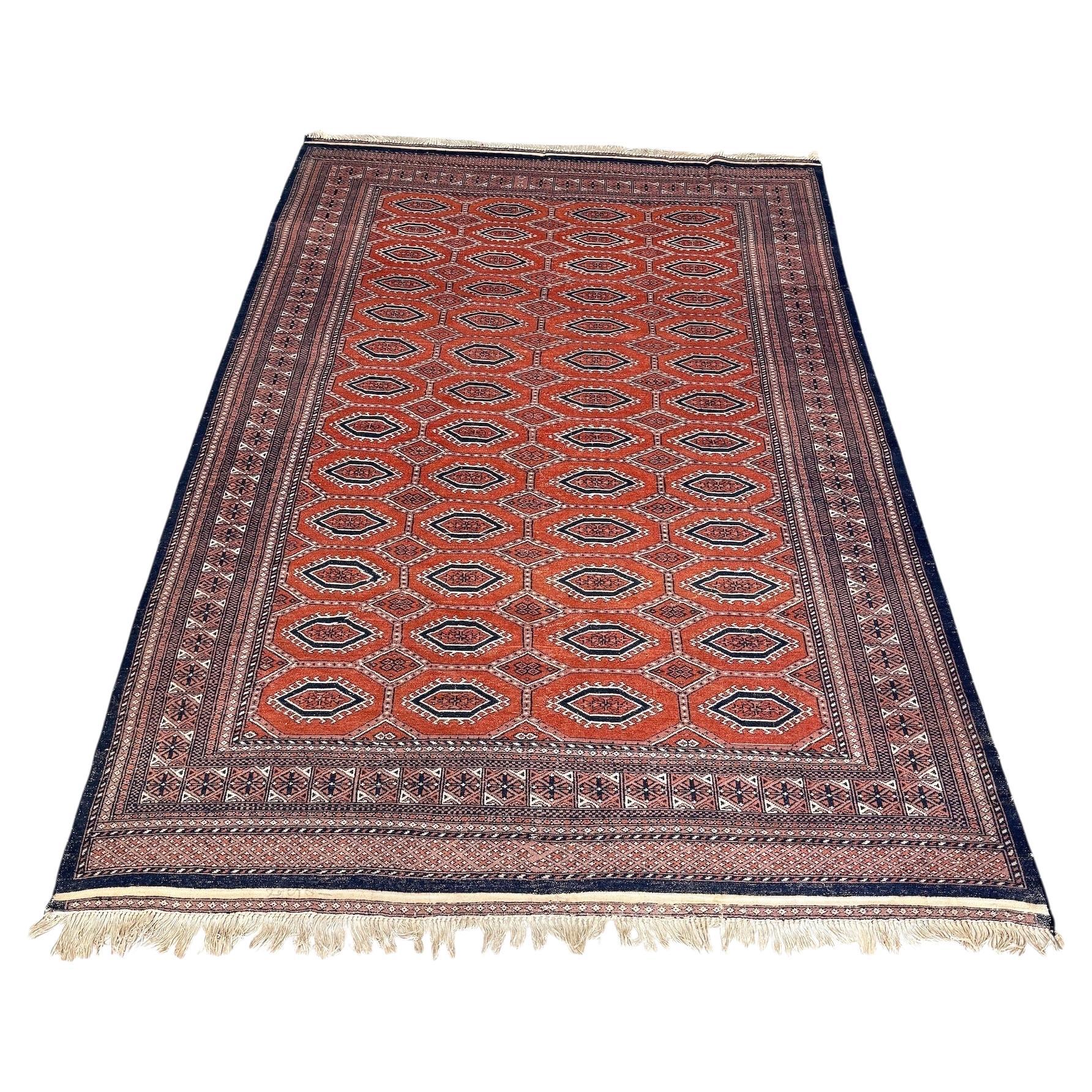 19th Century Persian Handwoven Rug in Red and Navy Wool For Sale
