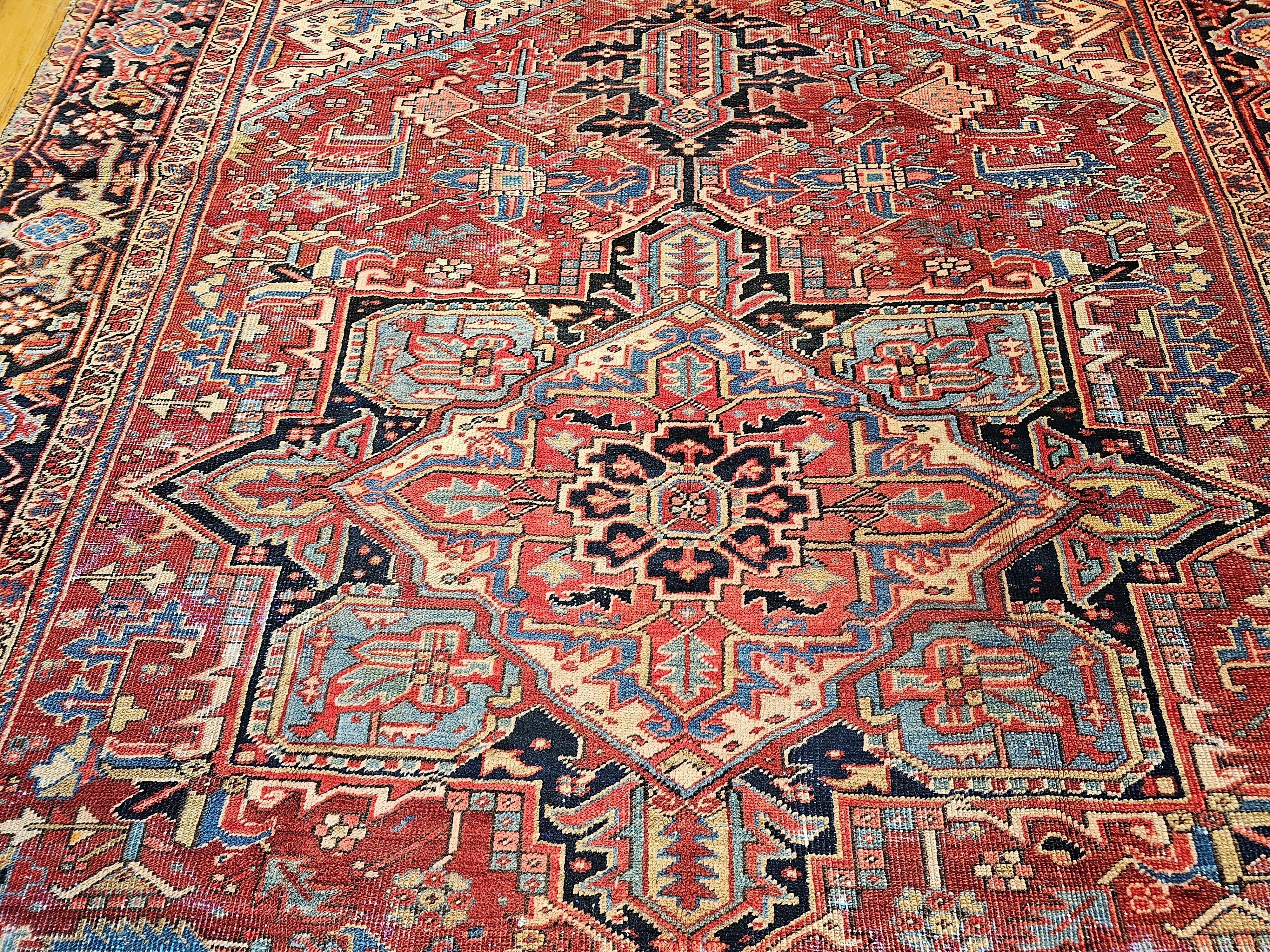 19th Century Persian Heriz Serapi in Red, Turquoise, Green, Yellow, Pink, Navy For Sale 4
