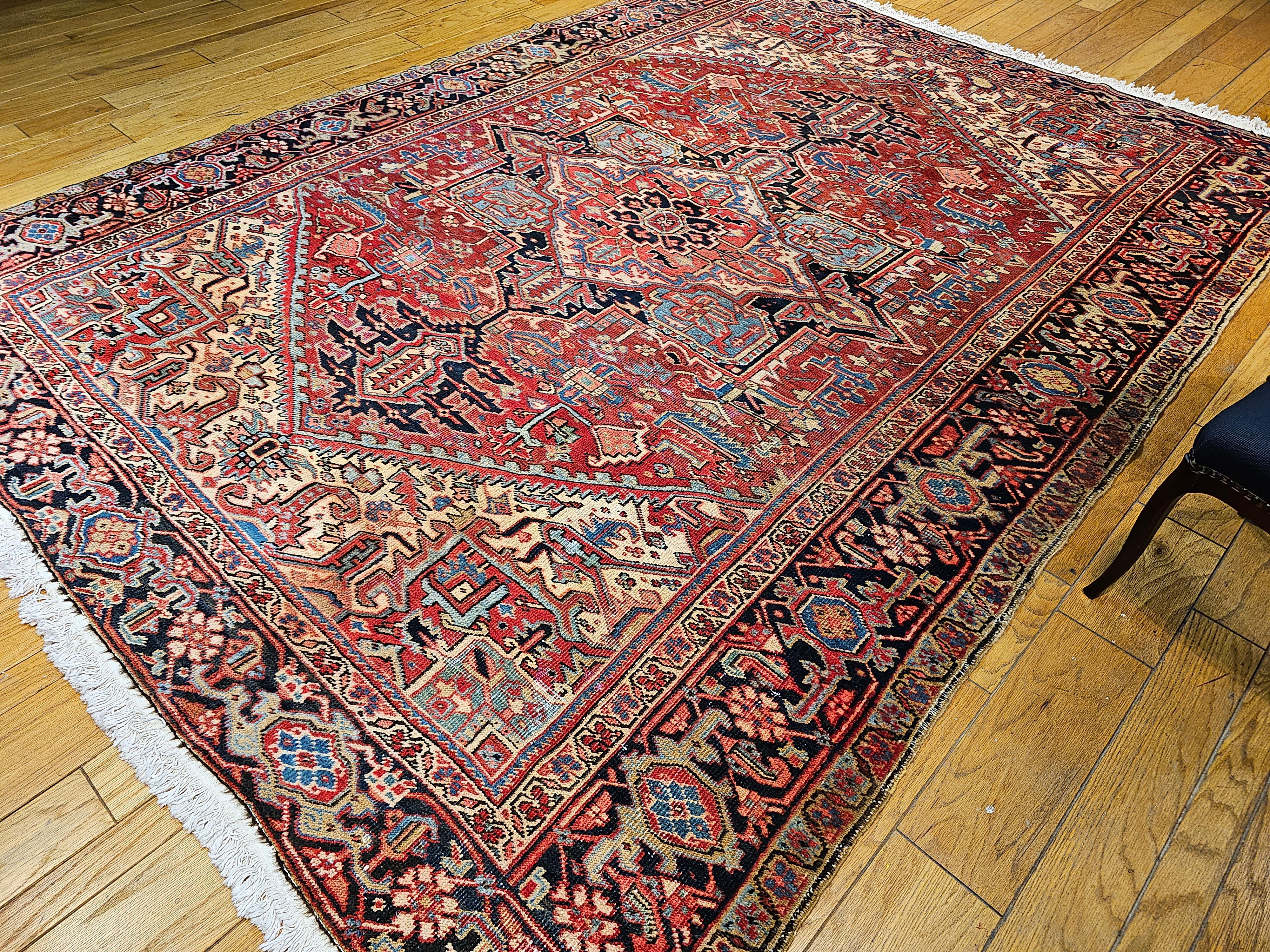 19th Century Persian Heriz Serapi in Red, Turquoise, Green, Yellow, Pink, Navy For Sale 8