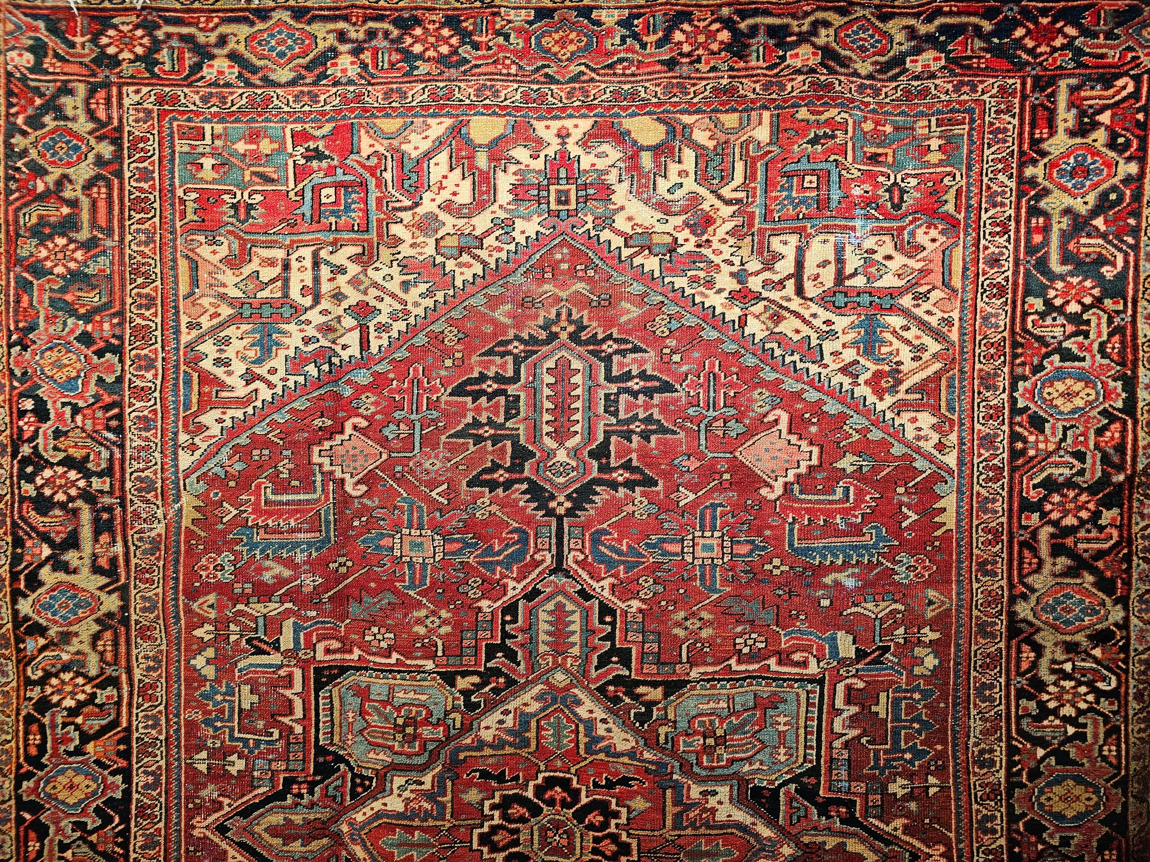 19th Century Persian Heriz Serapi in Red, Turquoise, Green, Yellow, Pink, Navy In Good Condition For Sale In Barrington, IL