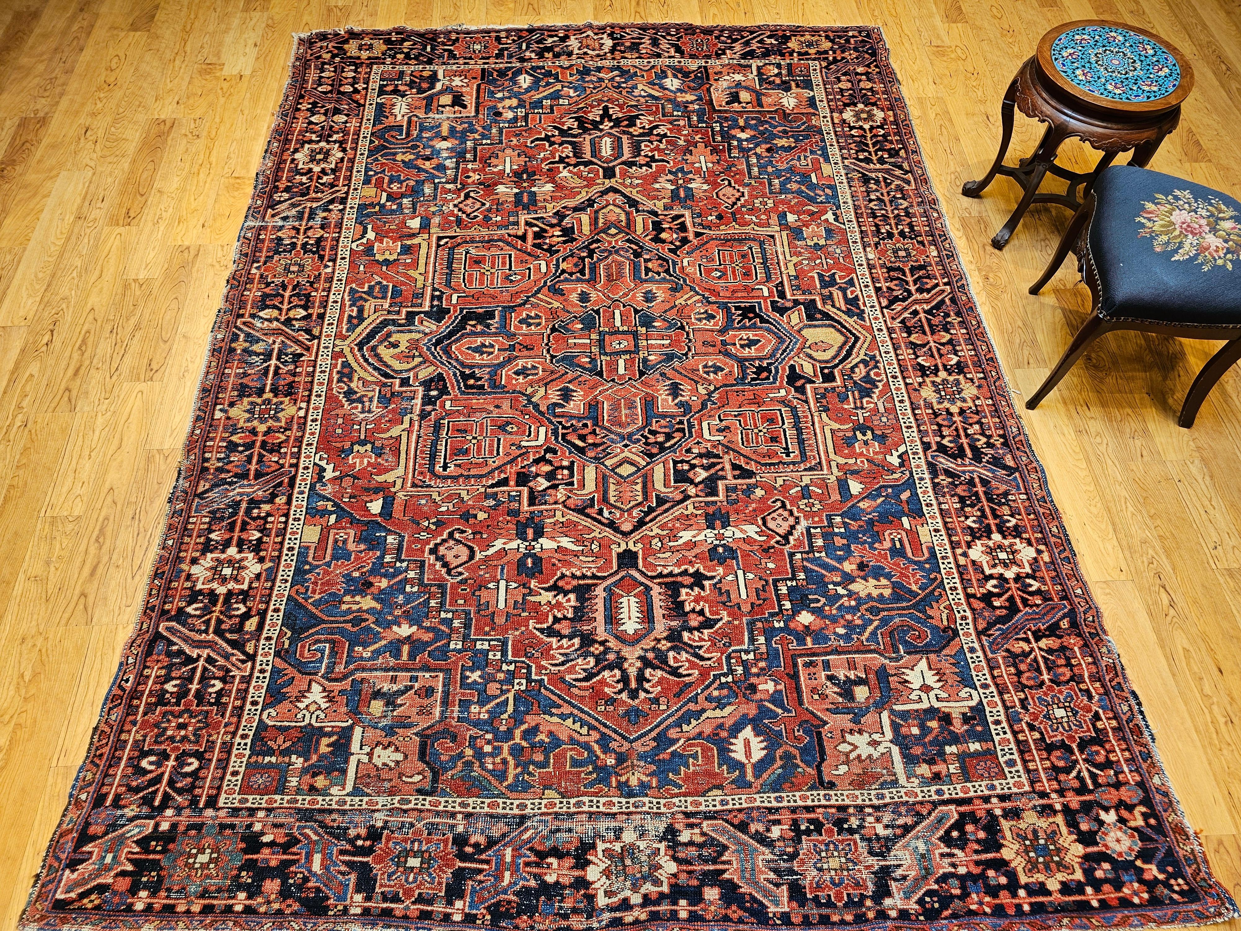 Persischer Heriz-Serapi-Teppich des 19. Jahrhunderts in Rostrot, Französisch Blau, Elfenbein, Marine im Angebot 10