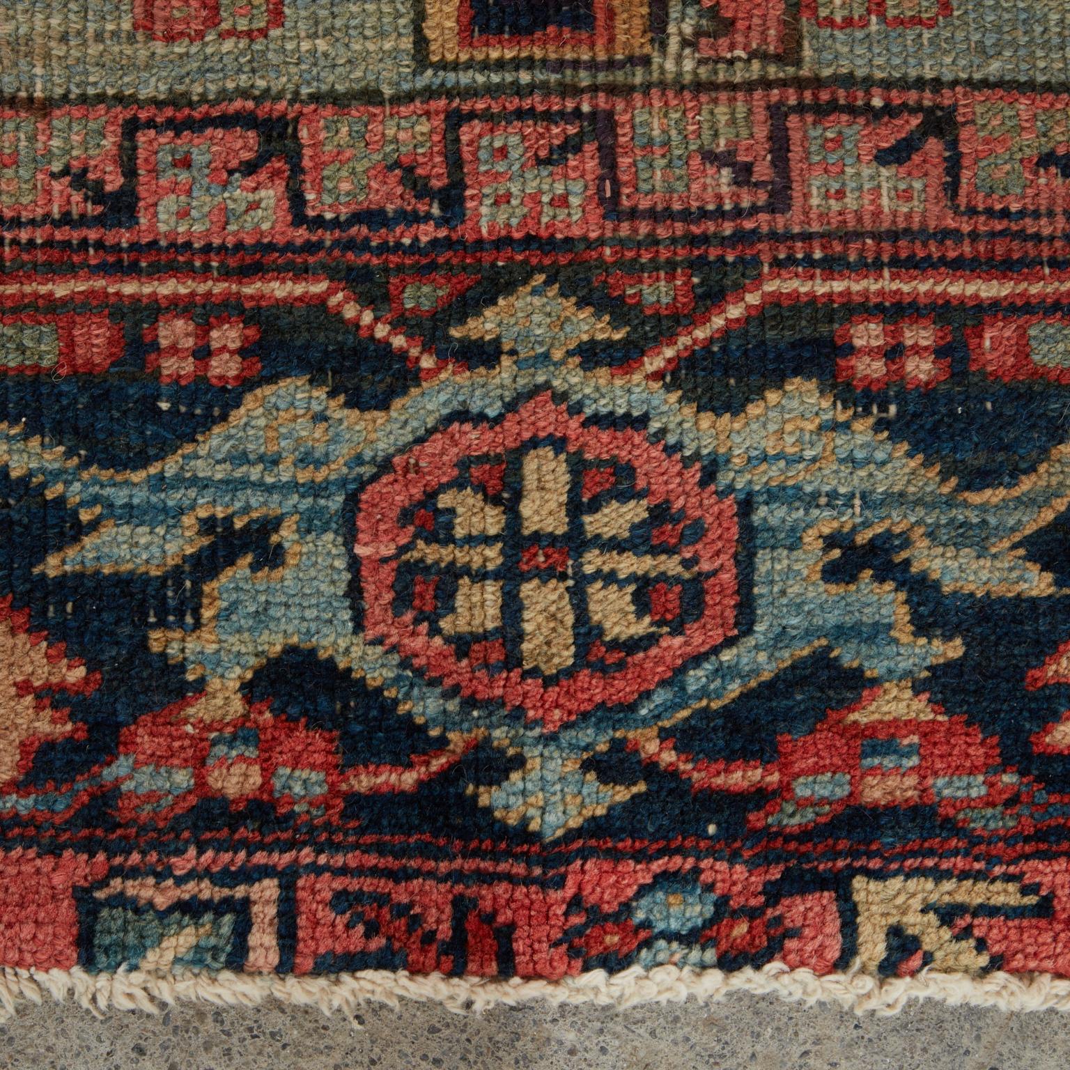 Antique 1920s Persian Heriz Wool Rug 3