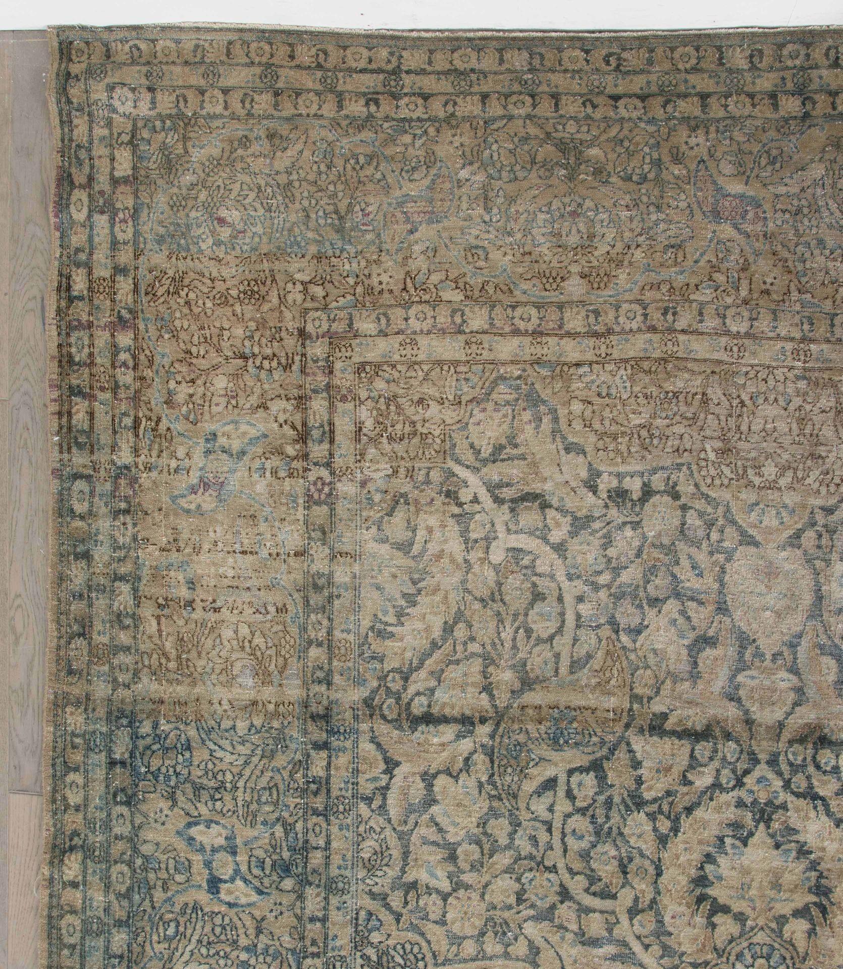 19th Century Persian Isfahan Carpet im Angebot 2