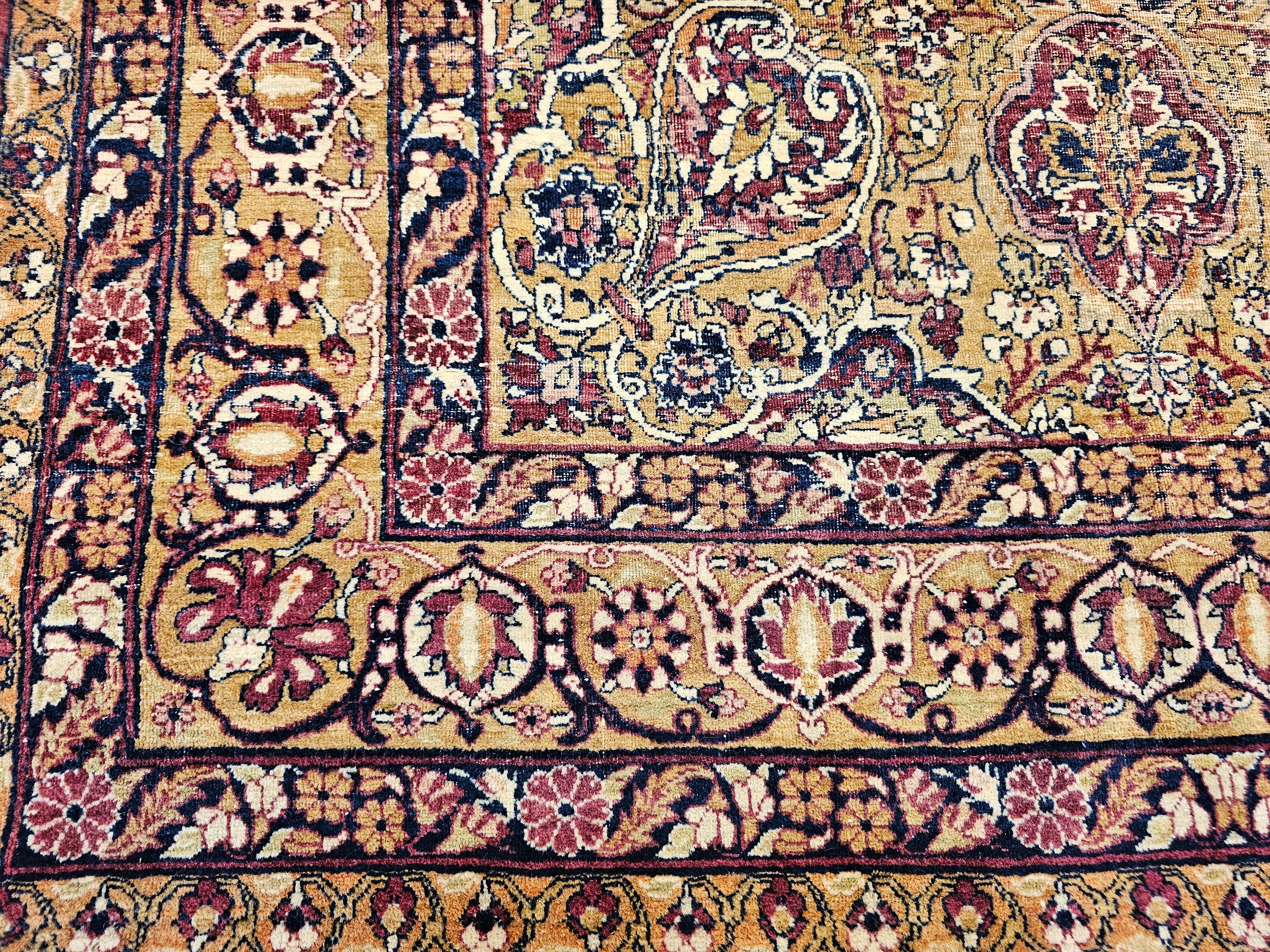 Tappeto persiano Kerman Lavar del XIX secolo in vendita 3