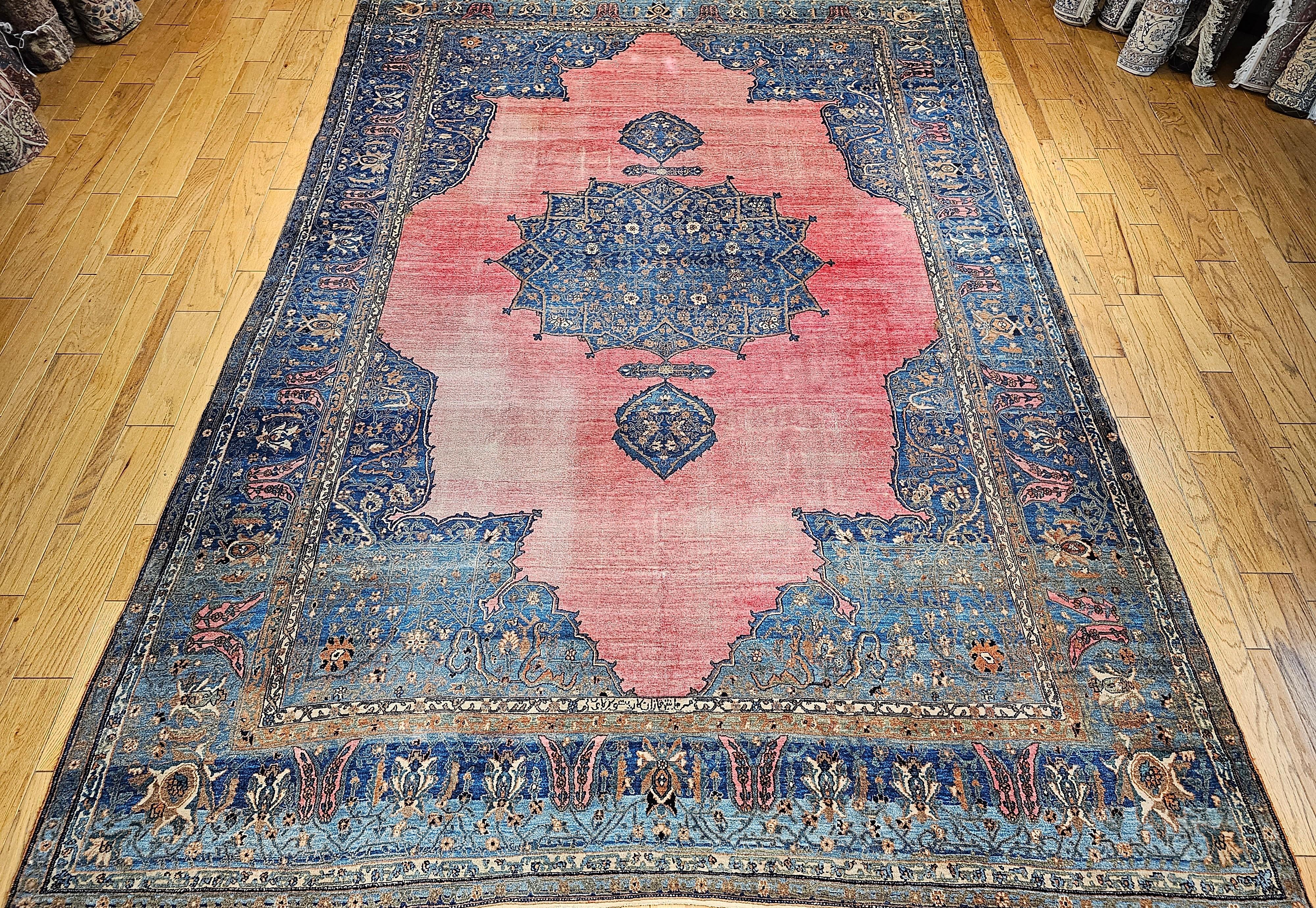 19th Century Persian Khorassan Rug in Open Field Floral Pattern in Crimson, Blue For Sale 15