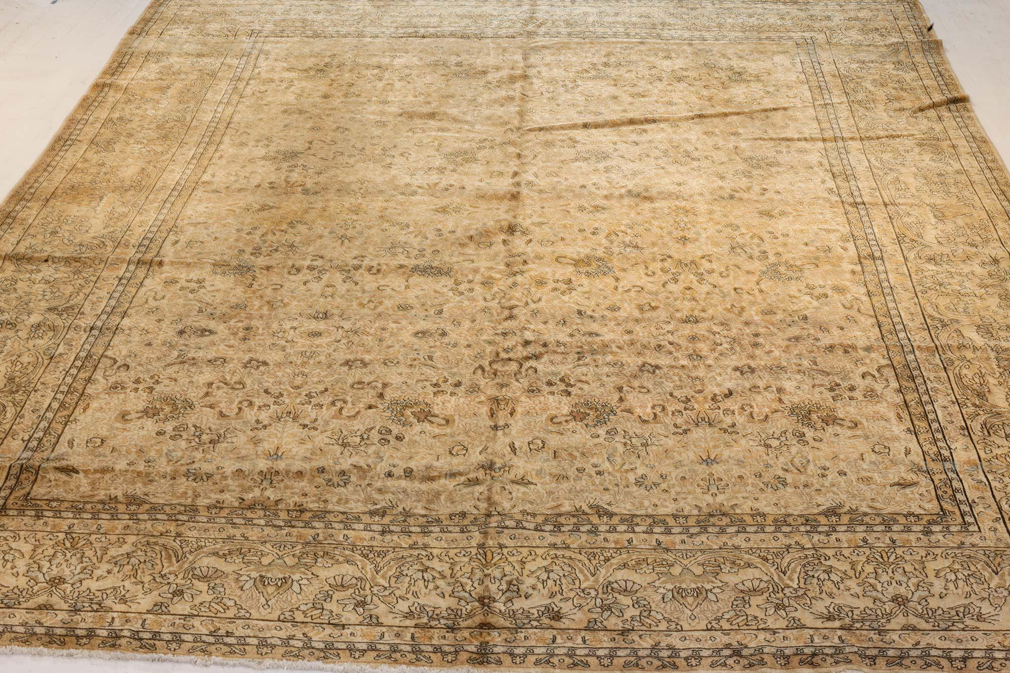 19th Century Persian Kirman Beige Handmade Wool Rug For Sale 1