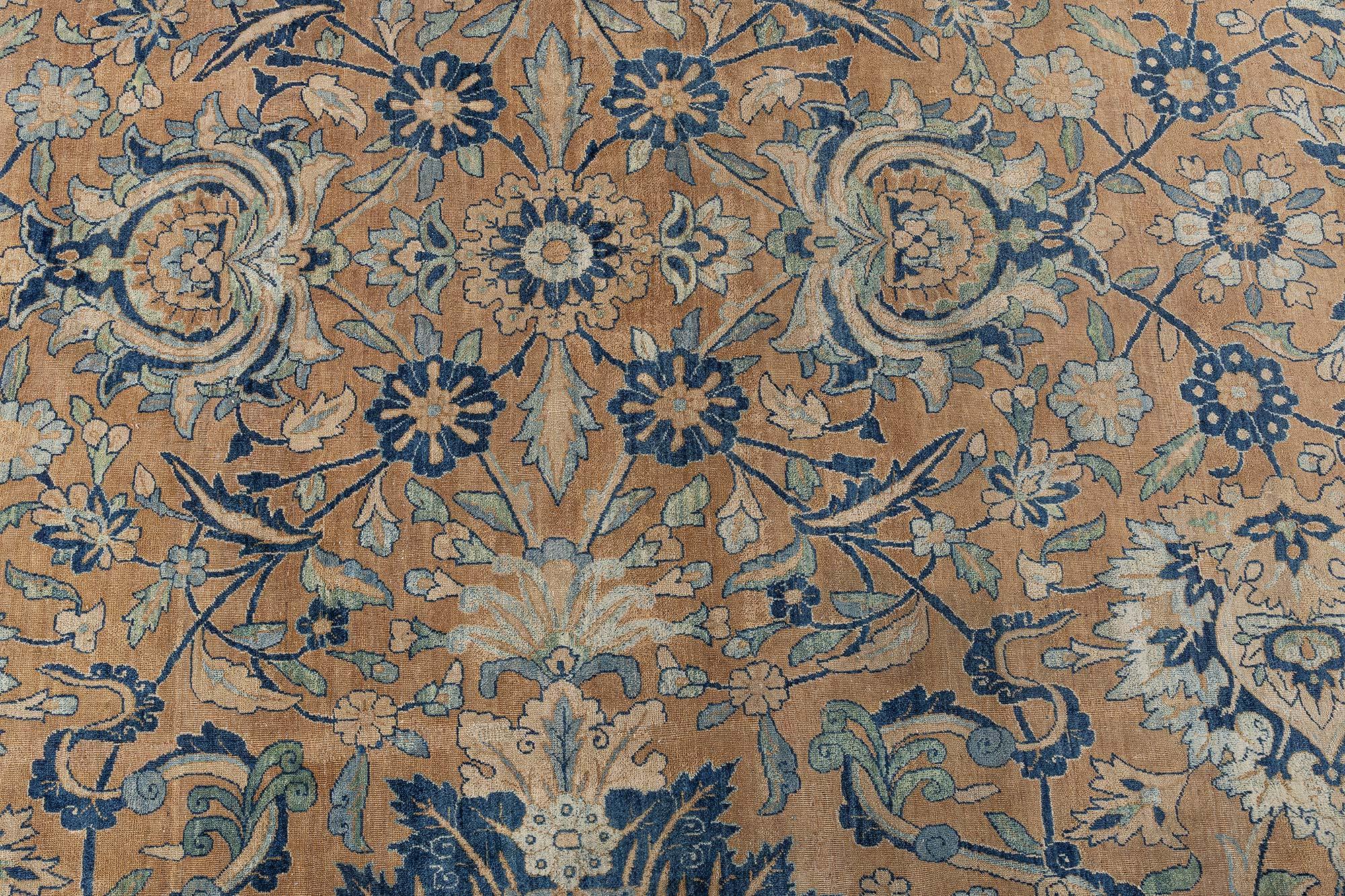 Tapis persan Kirman du XIXe siècle en laine fait à la main Doris Leslie Blau
Taille : 12'6