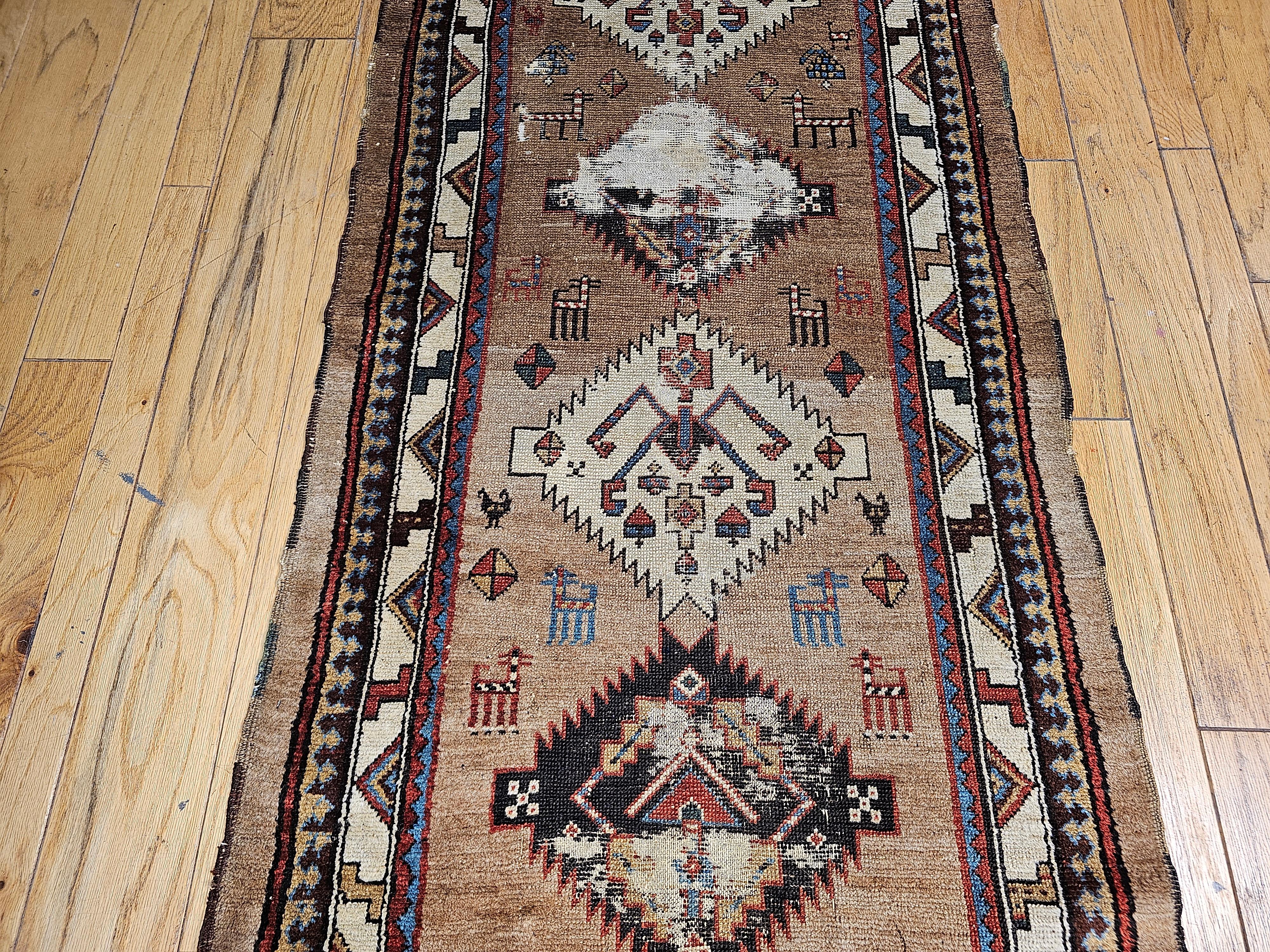 19th Century Persian Kurdish Camel Hair Runner In Good Condition For Sale In Barrington, IL