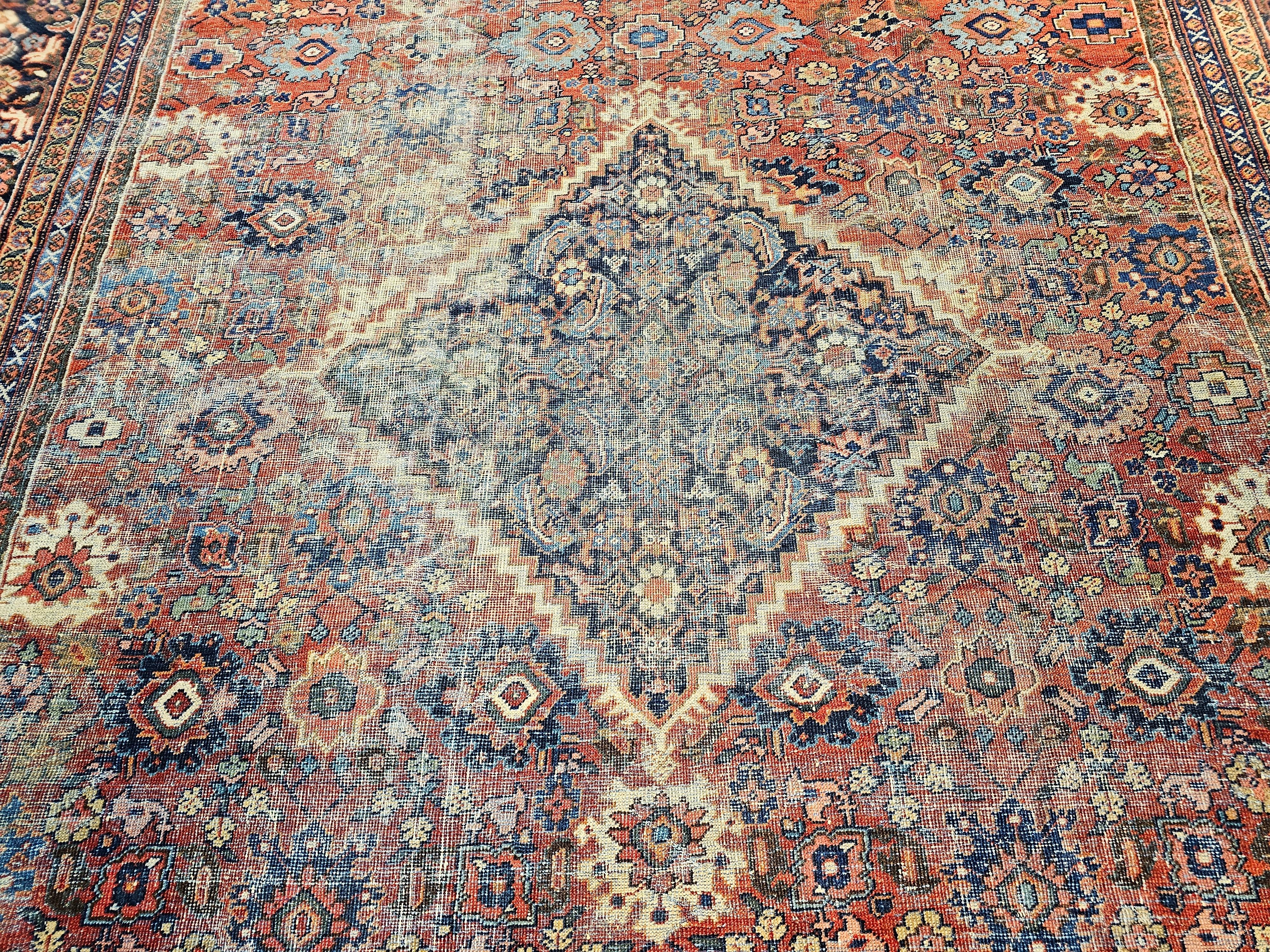19th Century Persian Mahal Sultanabad in Geometric Pattern in Rust-Red, Blue In Good Condition For Sale In Barrington, IL