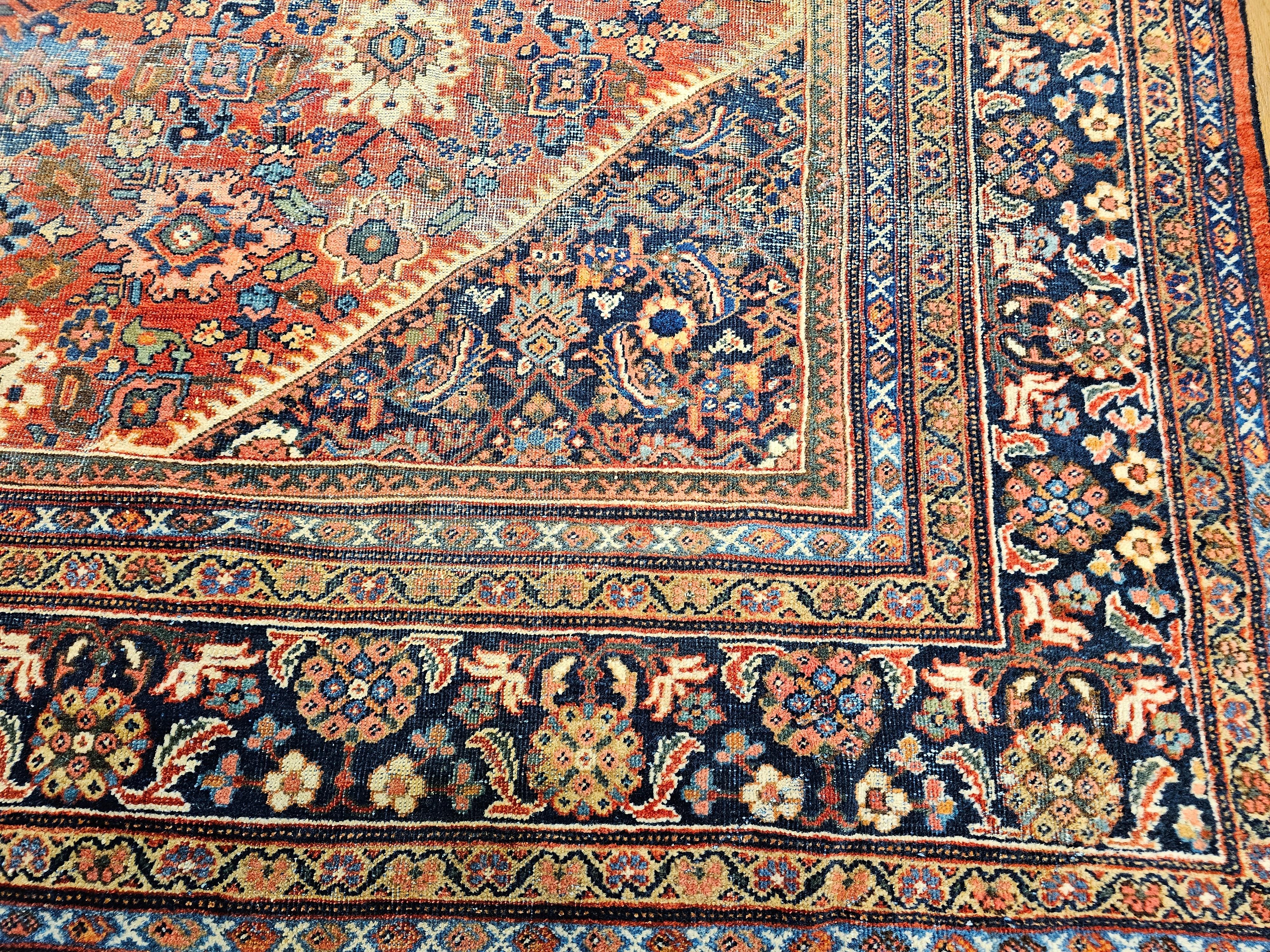 19th Century Persian Mahal Sultanabad in Geometric Pattern in Rust-Red, Blue For Sale 2