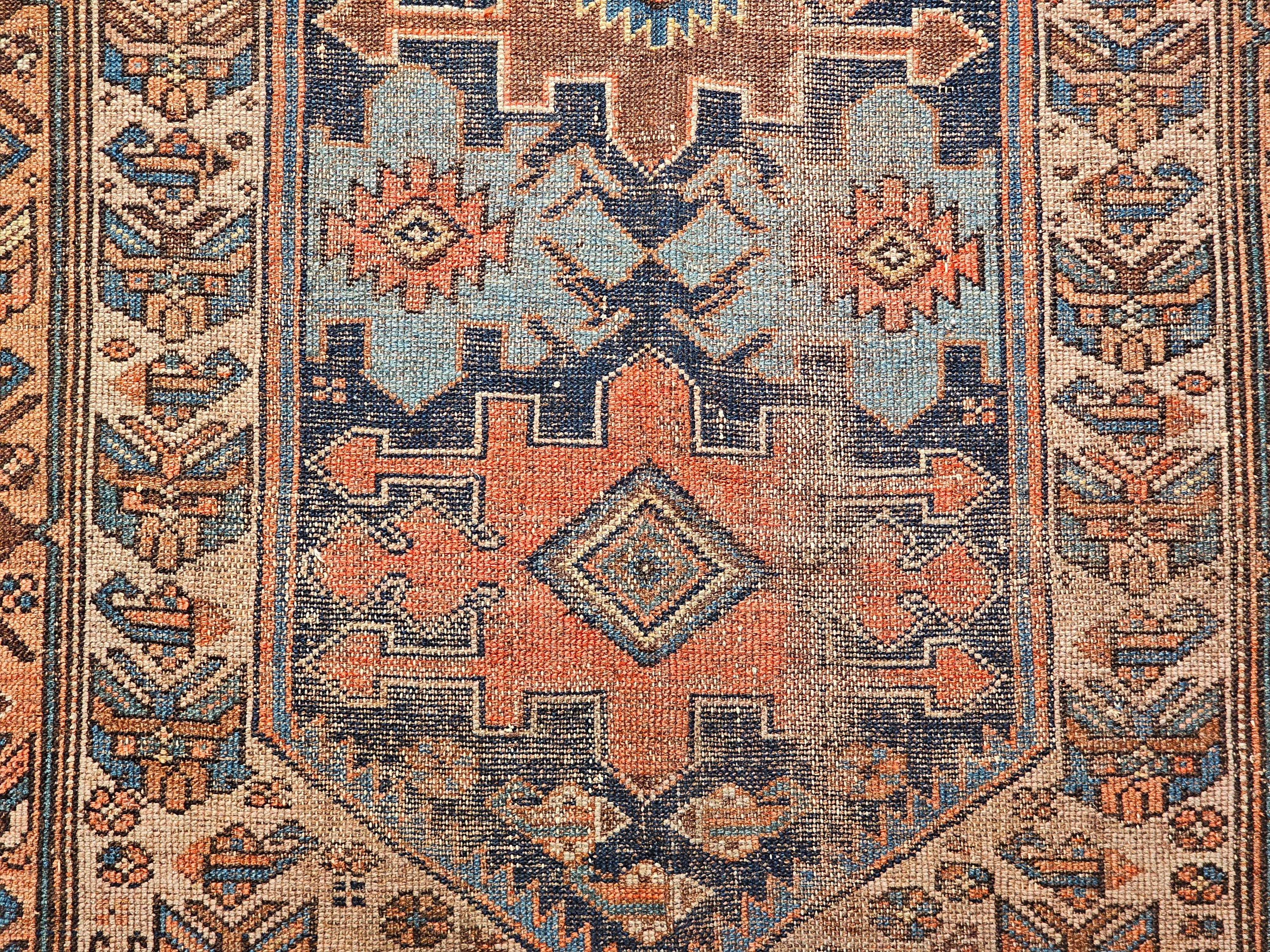 Persischer Malayer-Teppich des 19. Jahrhunderts mit geometrischem Muster in Türkis, Elfenbein und Brown im Angebot 5