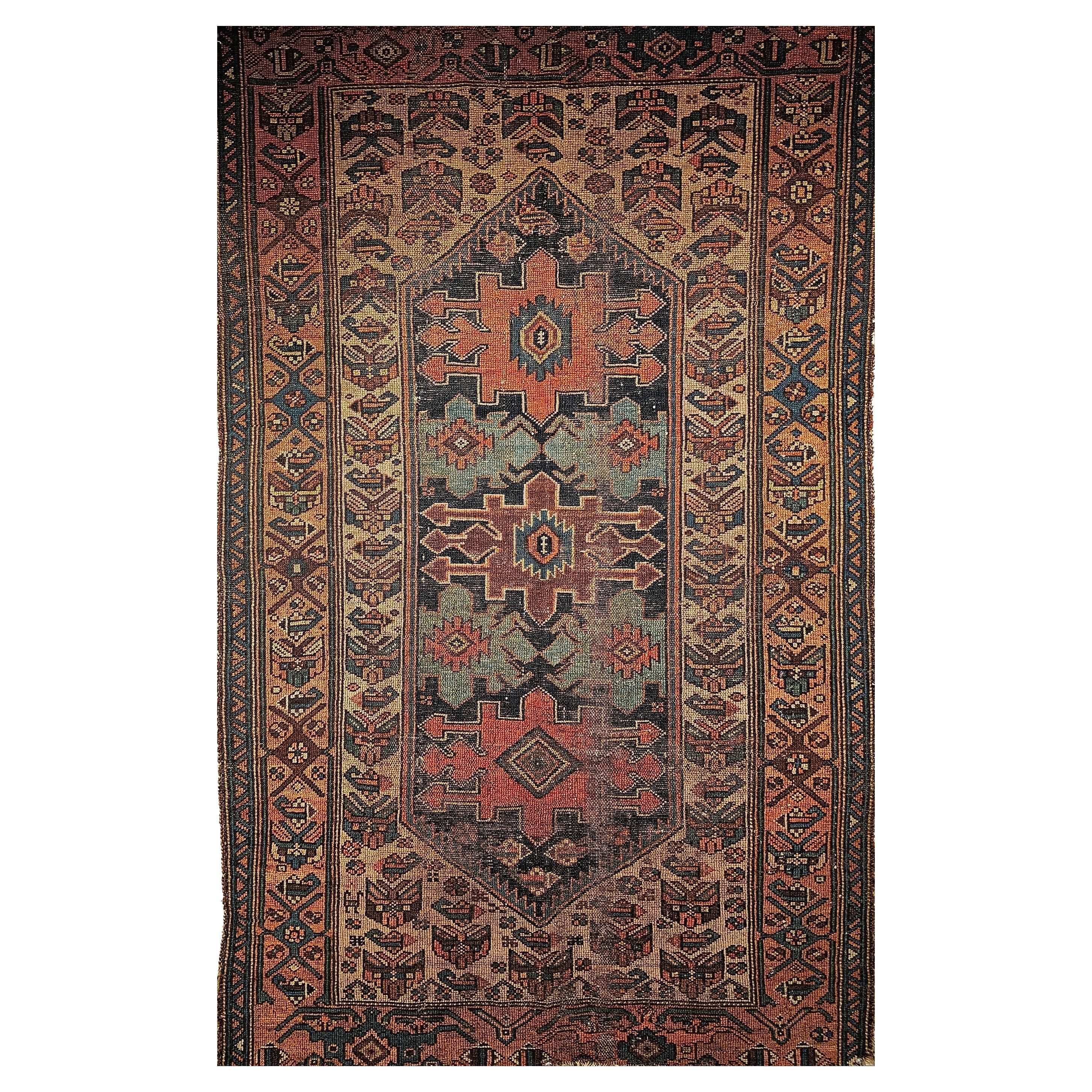Persischer Malayer-Teppich des 19. Jahrhunderts mit geometrischem Muster in Türkis, Elfenbein und Brown
