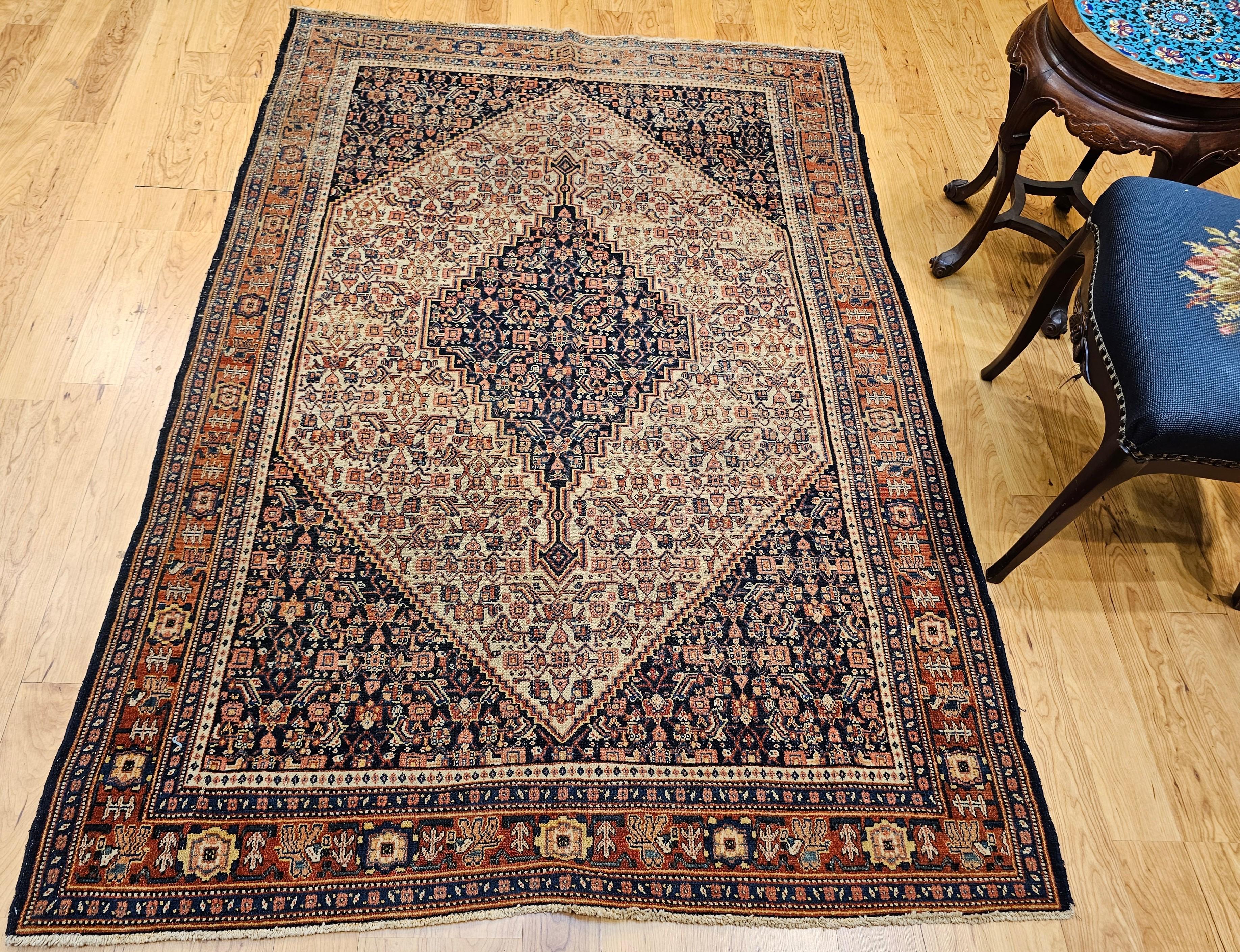 Persischer Senneh-Teppich des 19. Jahrhunderts mit geometrischem Muster in Elfenbein, Marineblau, Rost im Angebot 10