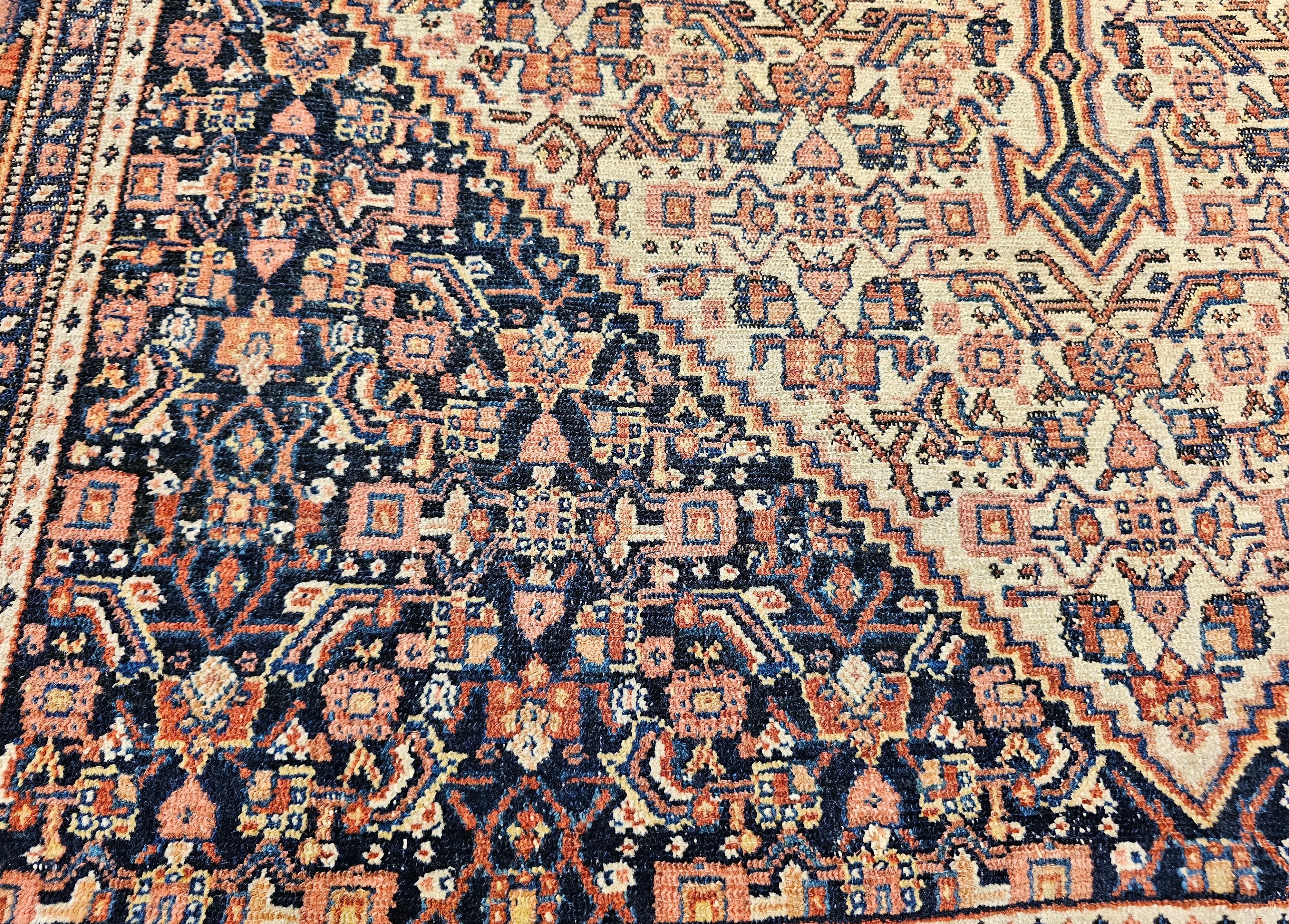 Persischer Senneh-Teppich des 19. Jahrhunderts mit geometrischem Muster in Elfenbein, Marineblau, Rost im Angebot 2