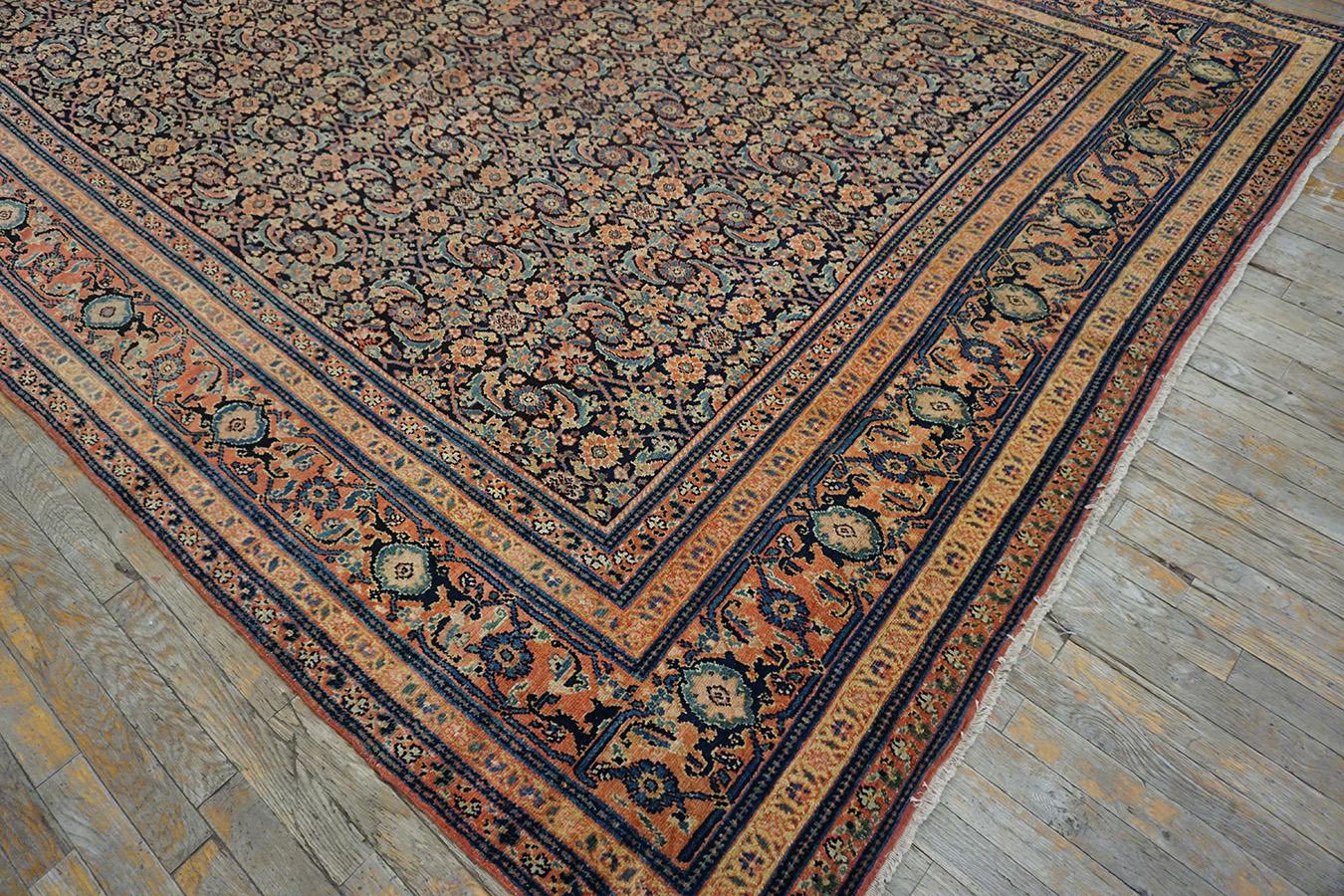Wool 19th Century Persian Senneh Carpet ( 7'6
