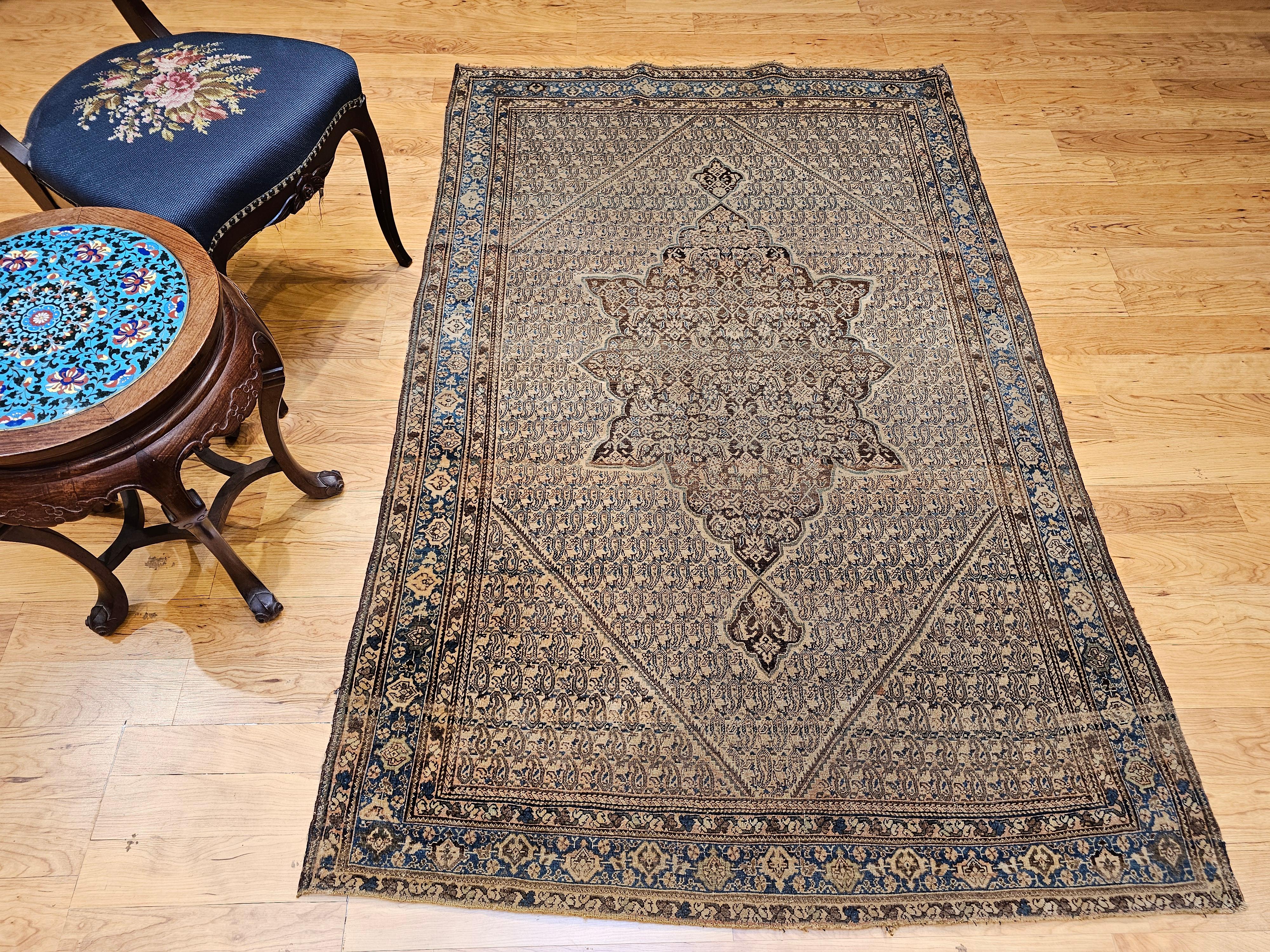 Senneh persan du 19ème siècle à motif Paisley en chocolat, Brown, French Blue en vente 10