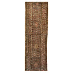 Tapis de couloir persan Serab en crin de camel du 19ème siècle