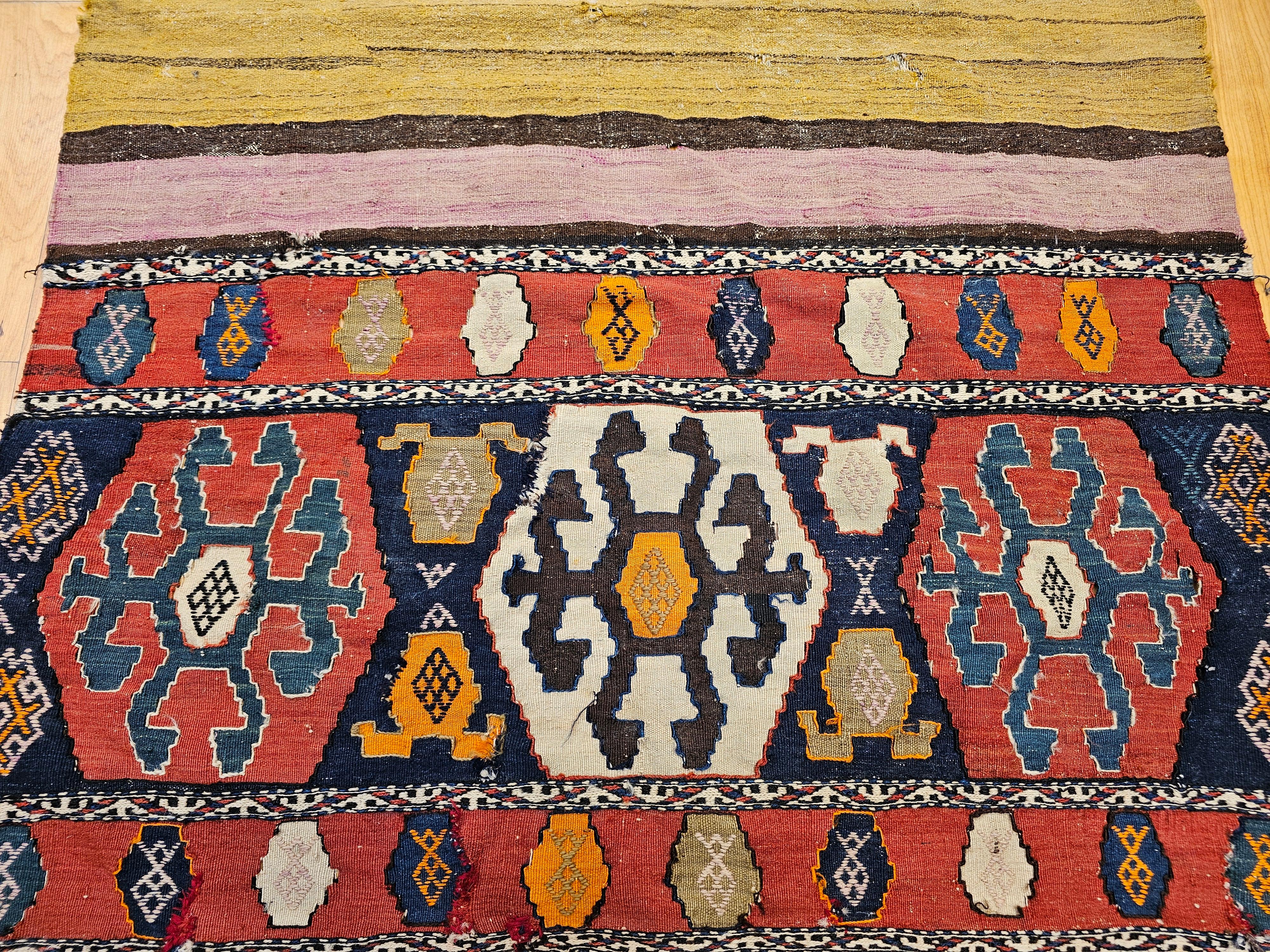 Persische Shahsavan Mafrash Stammes-Kargo-Taschentafel aus dem 19. Jahrhundert (Pflanzlich gefärbt) im Angebot