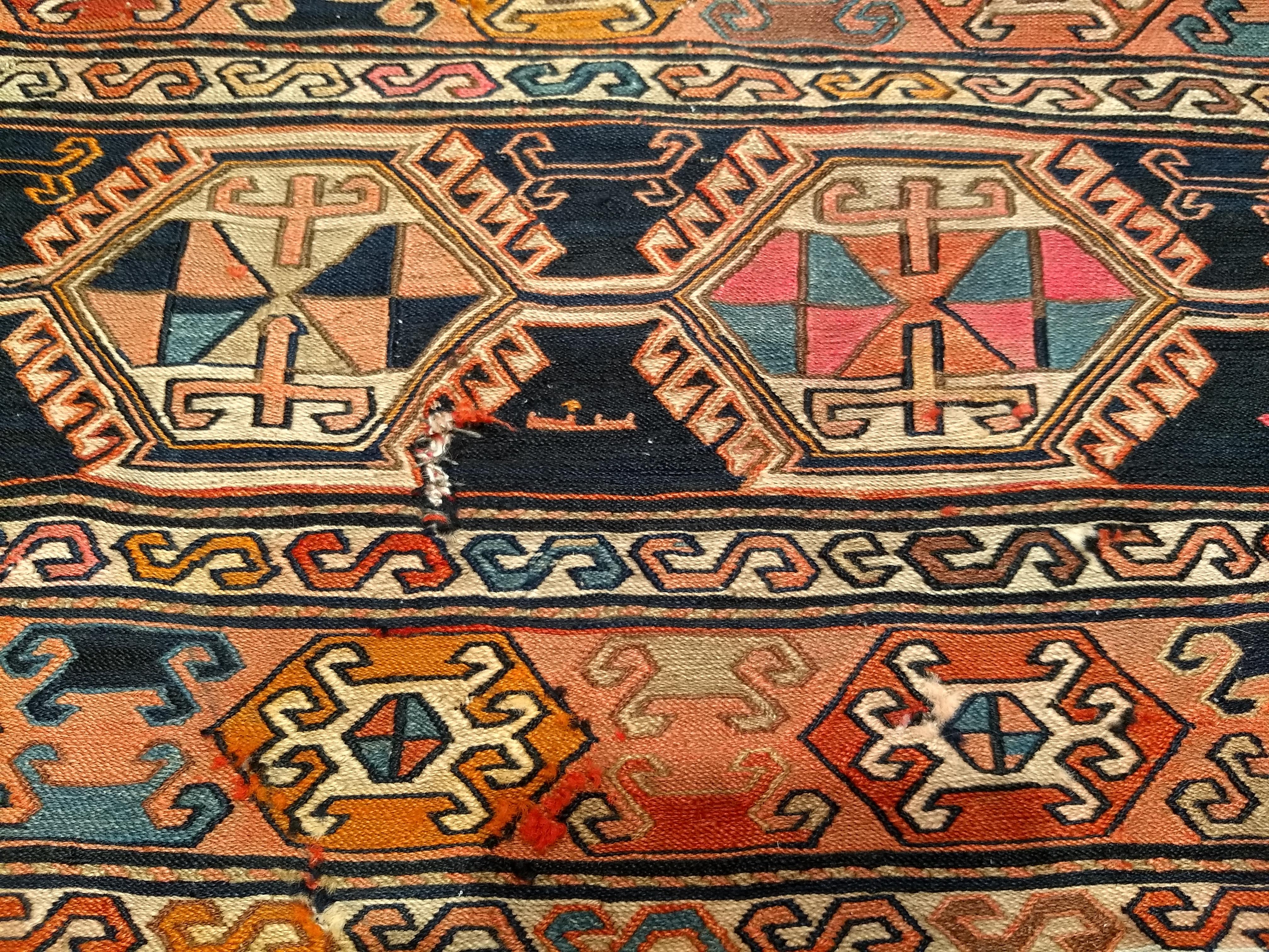Persische Shahsavan Soumak Mafrash Stammes-Kargo-Taschentafel aus dem 19. Jahrhundert im Angebot 5