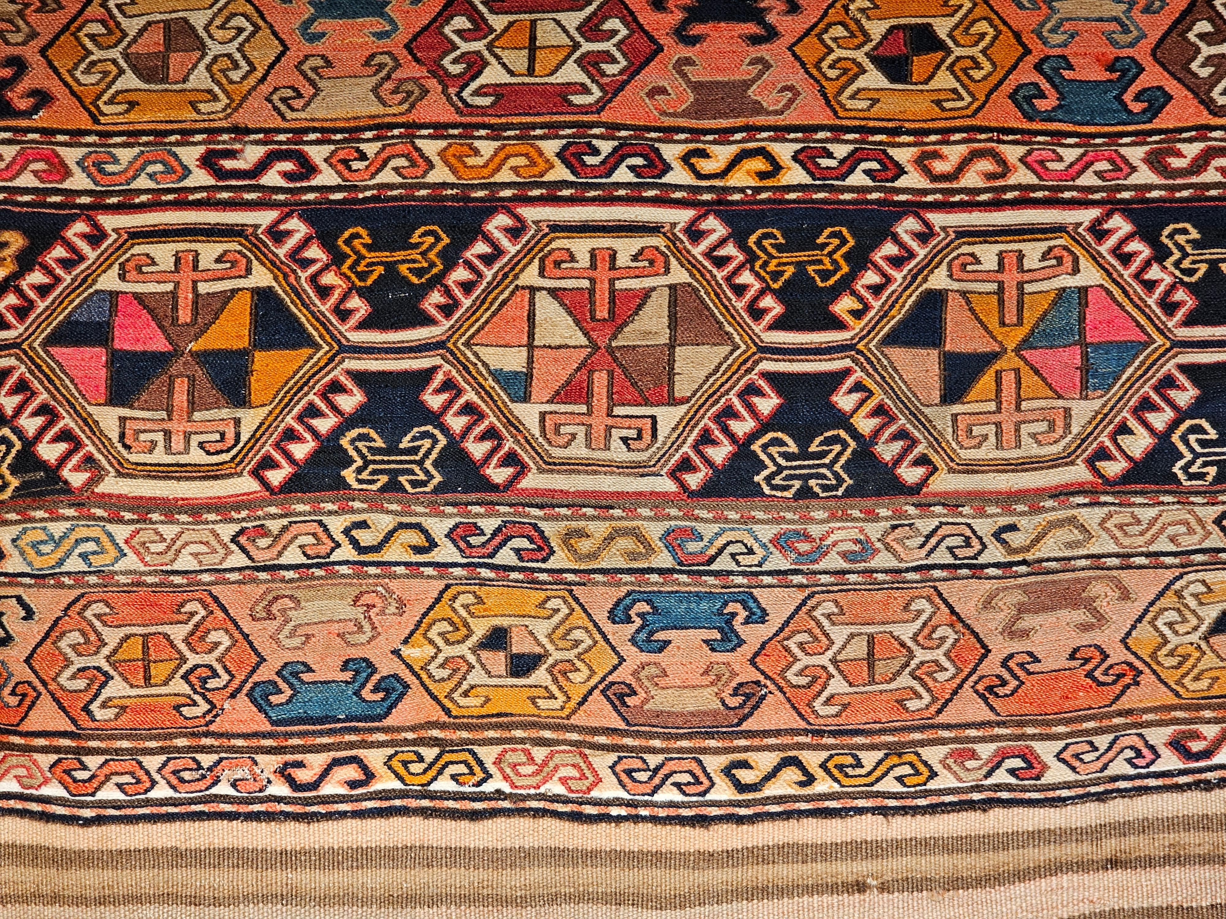 Persische Shahsavan Soumak Mafrash Stammes-Kargo-Taschentafel aus dem 19. Jahrhundert (Pflanzlich gefärbt) im Angebot