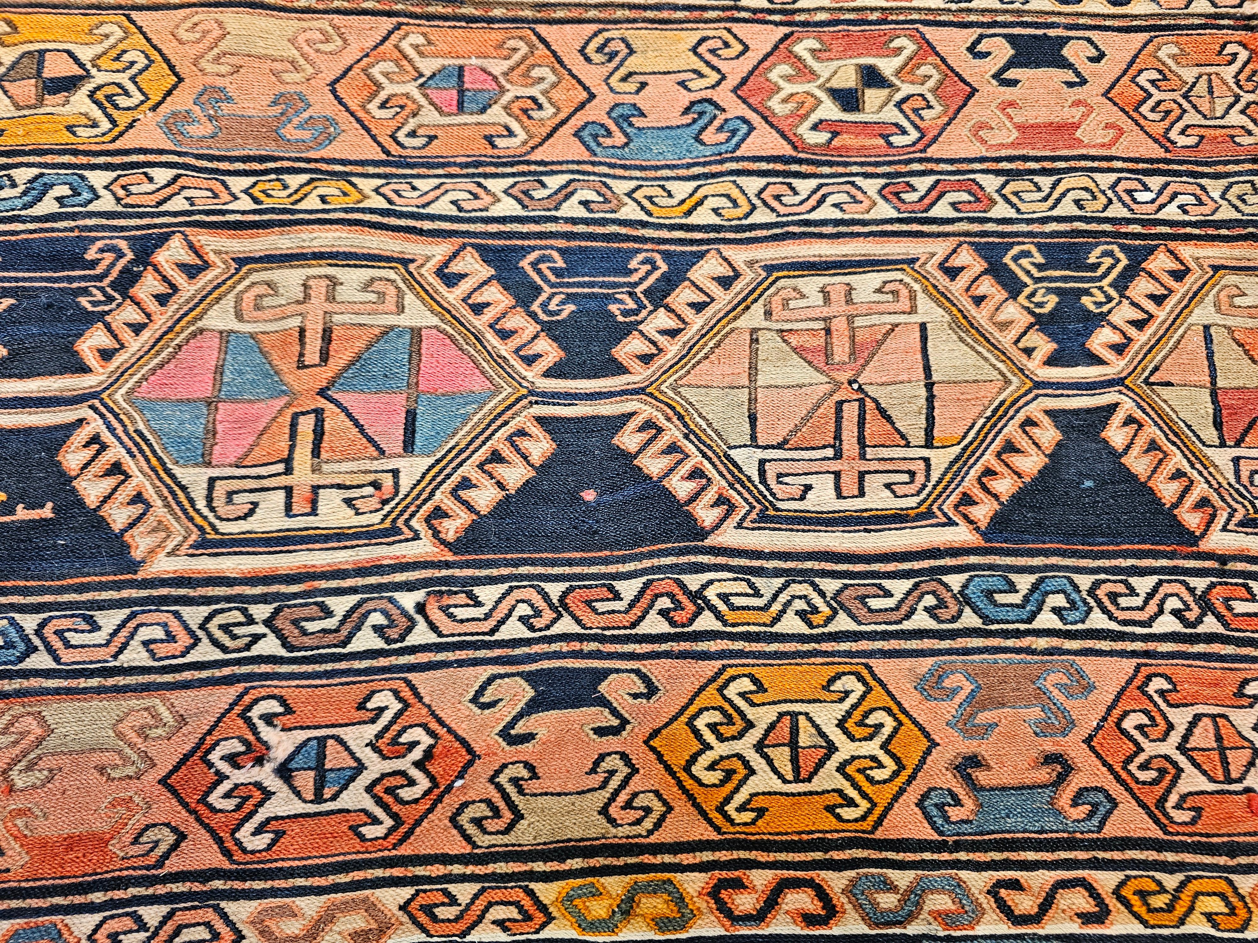 Persische Shahsavan Soumak Mafrash Stammes-Kargo-Taschentafel aus dem 19. Jahrhundert im Angebot 2