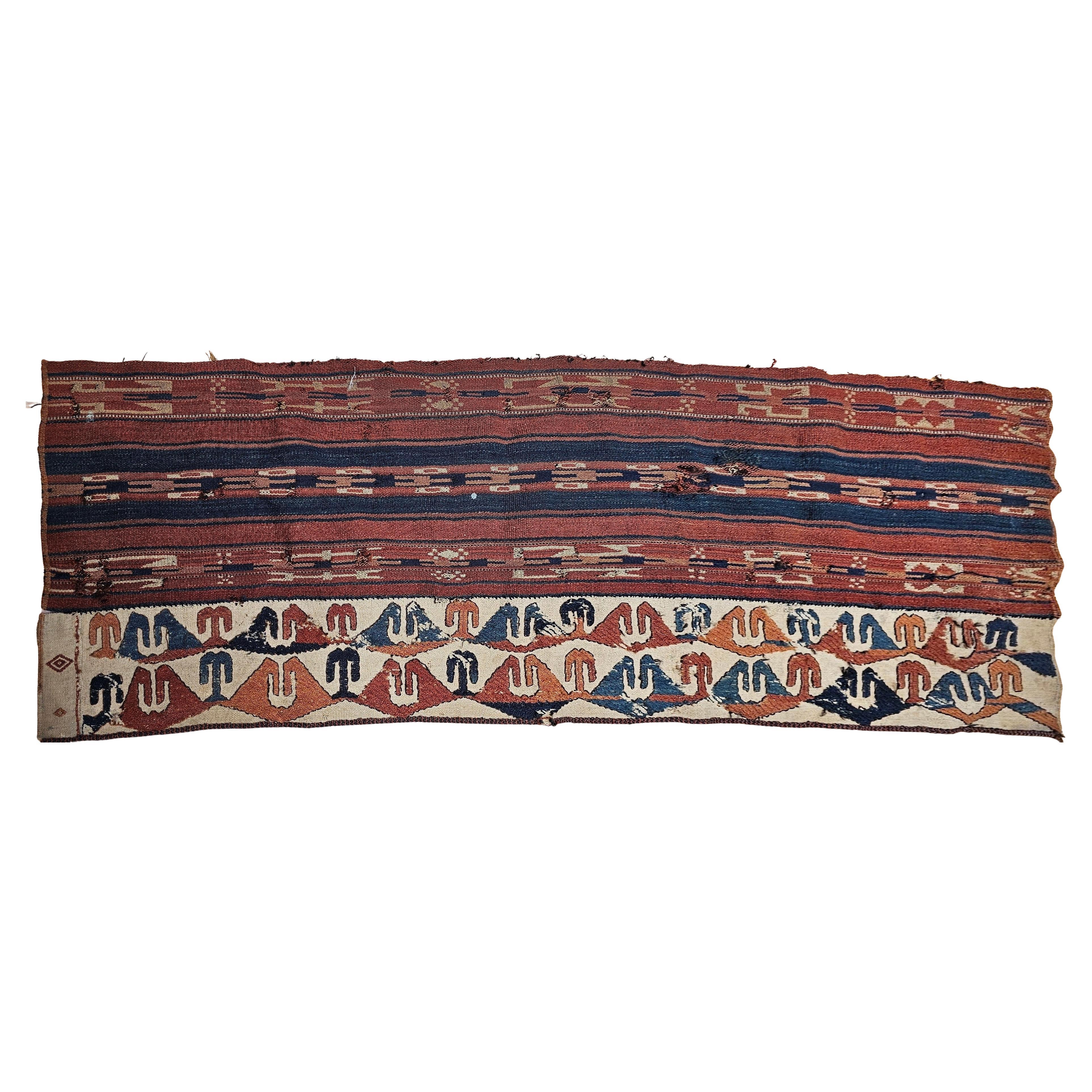 Art mural de la tente tribale persane Shahsavan Soumak du 19e siècle en vente