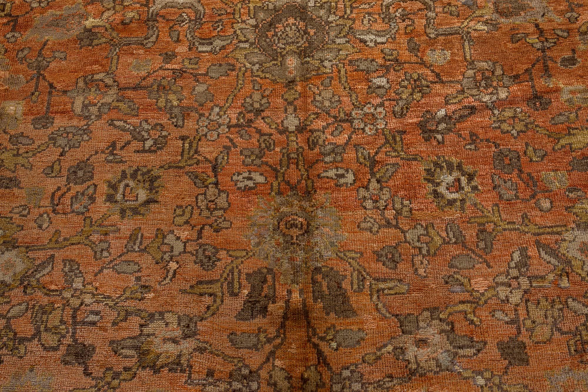 Perse Tapis persan Sultanabad Doris Leslie Blau du 19ème siècle ajusté en vente