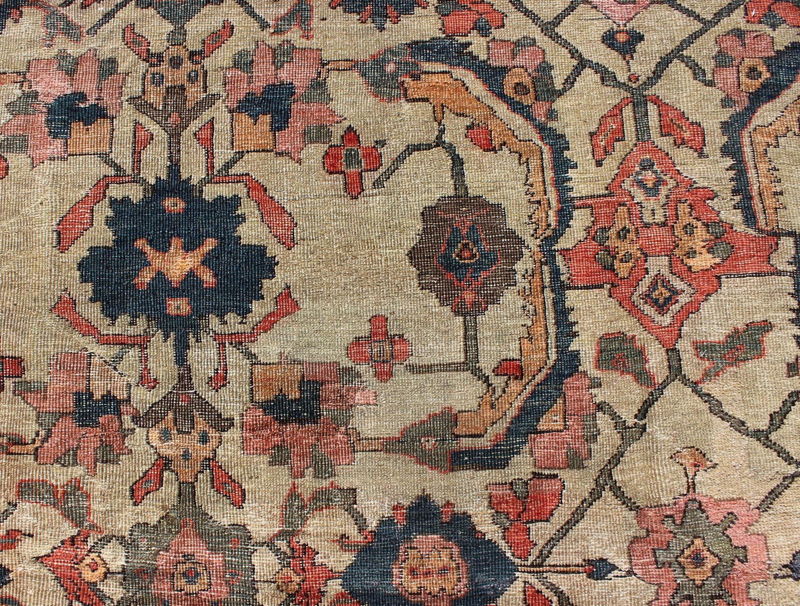 Persischer Sultanabad-Teppich des 19. Jahrhunderts mit All-Over-Muster auf elfenbeinfarbenem Hintergrund im Angebot 2