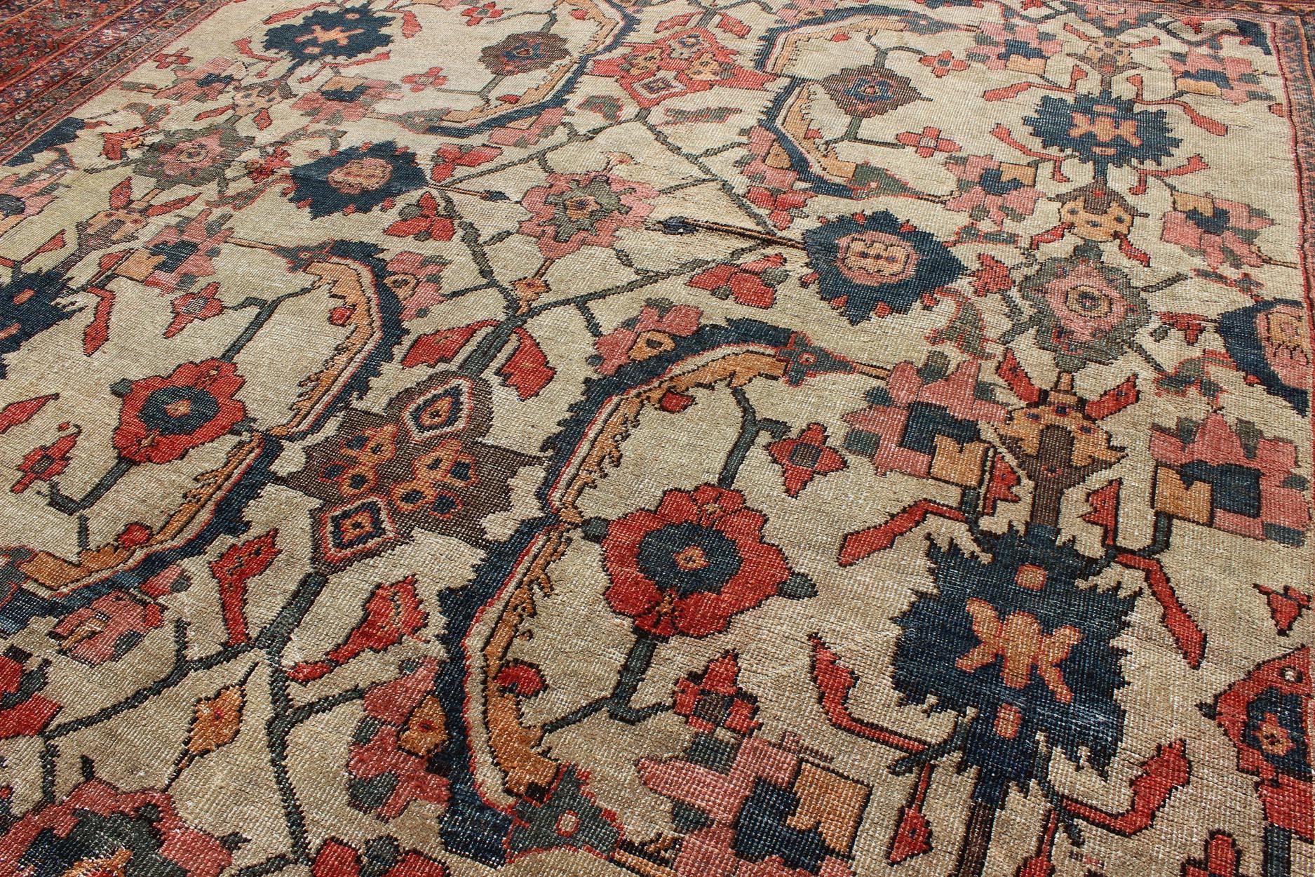 19th Century Persian Sultanabad Rug with All-Over Pattern in Ivory Background For Sale 3